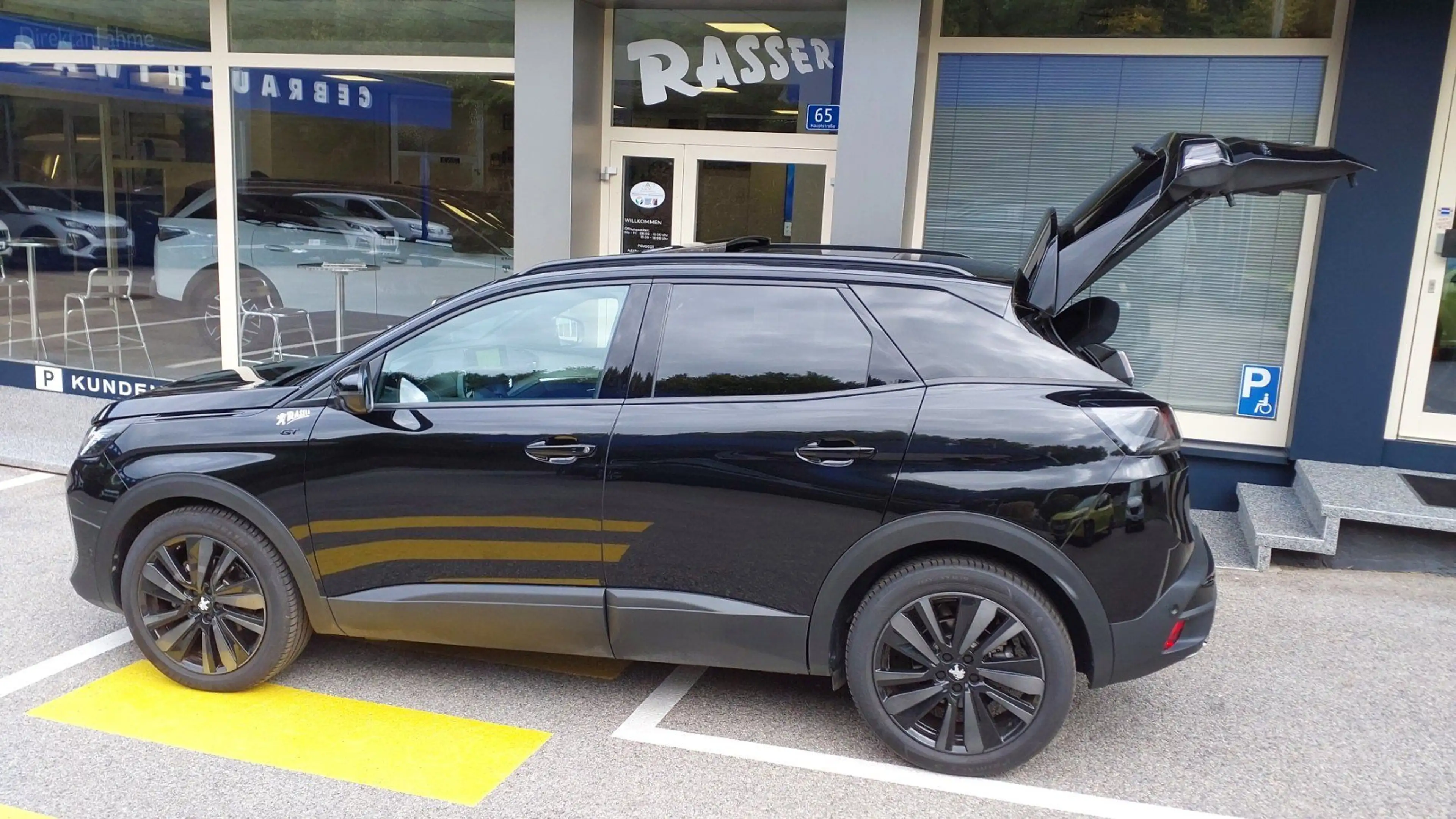 Peugeot 3008 1.2 PureTech 130 GT — photo 6