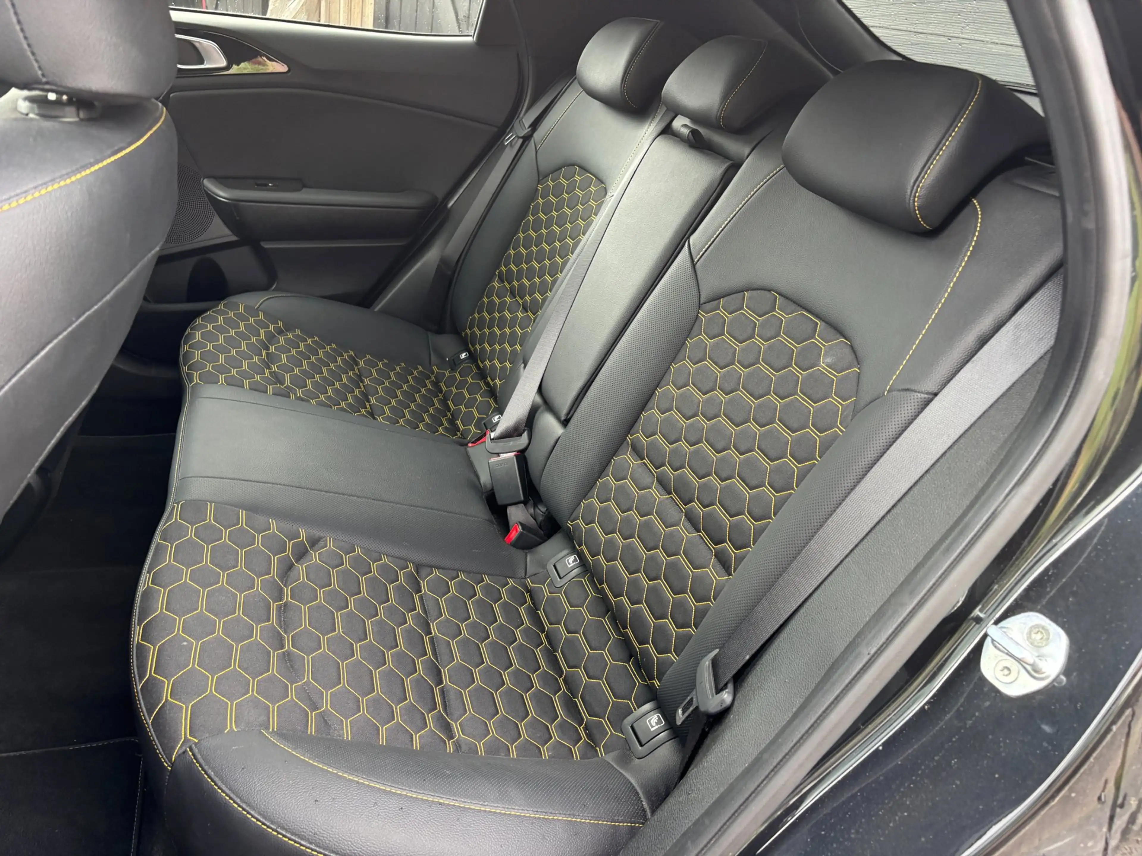 Kia XCeed 1.4 T-GDi DynamicPlusLine, PANO. NAVI,CARPLAY,CAME — photo 13