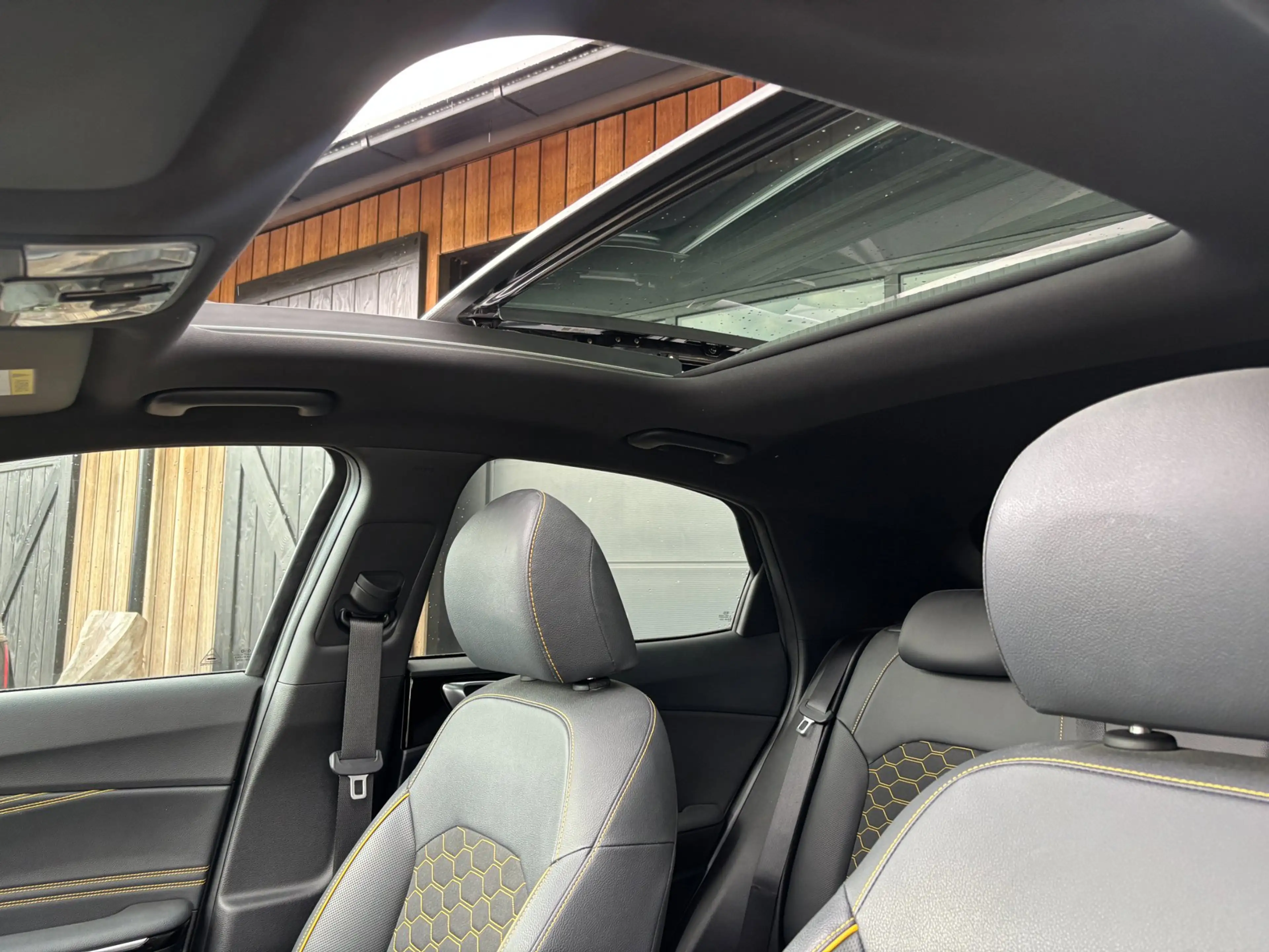 Kia XCeed 1.4 T-GDi DynamicPlusLine, PANO. NAVI,CARPLAY,CAME — photo 15