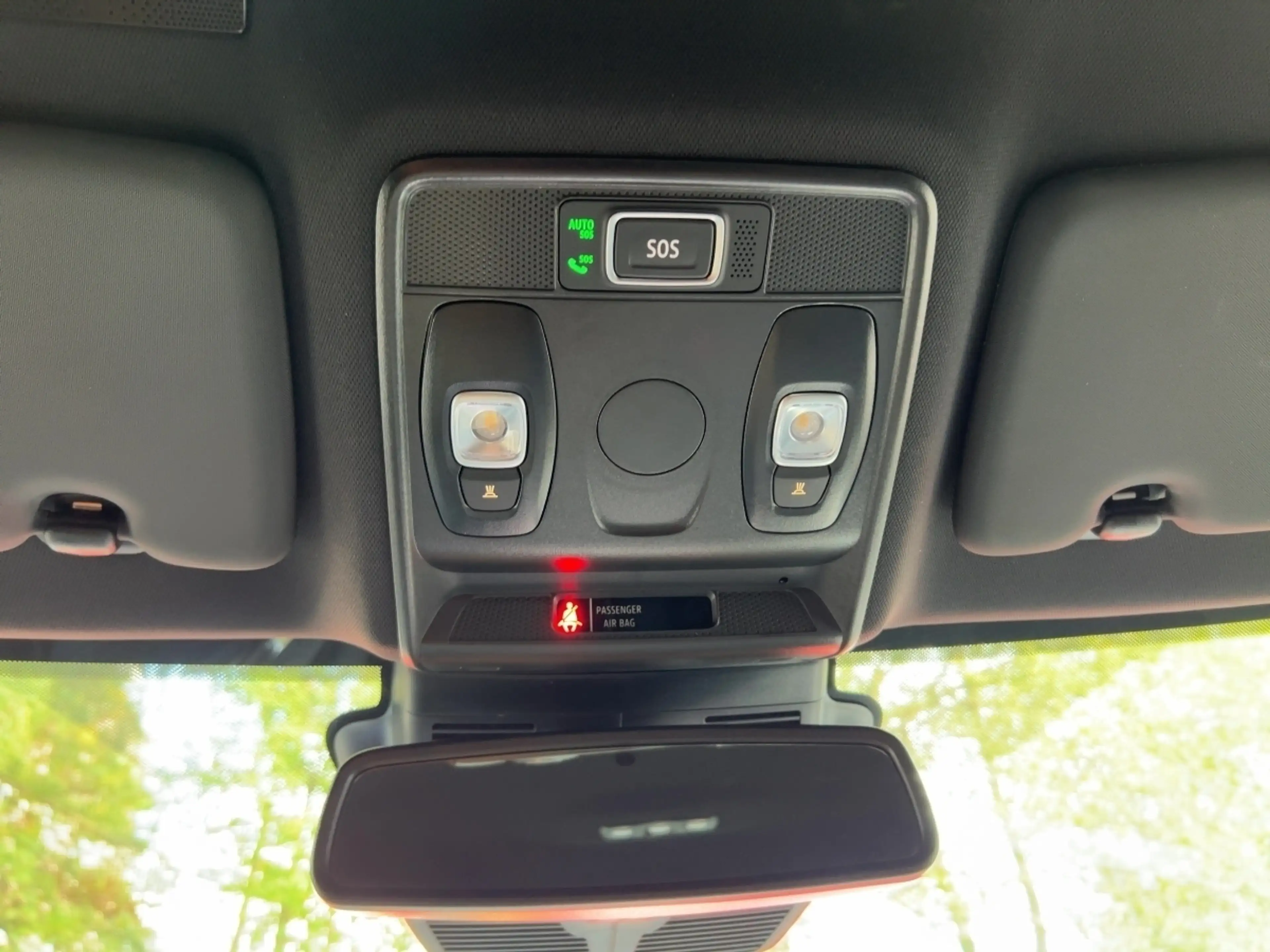 Renault Arkana TECHNO Mild Hybrid 140 EDC — photo 17