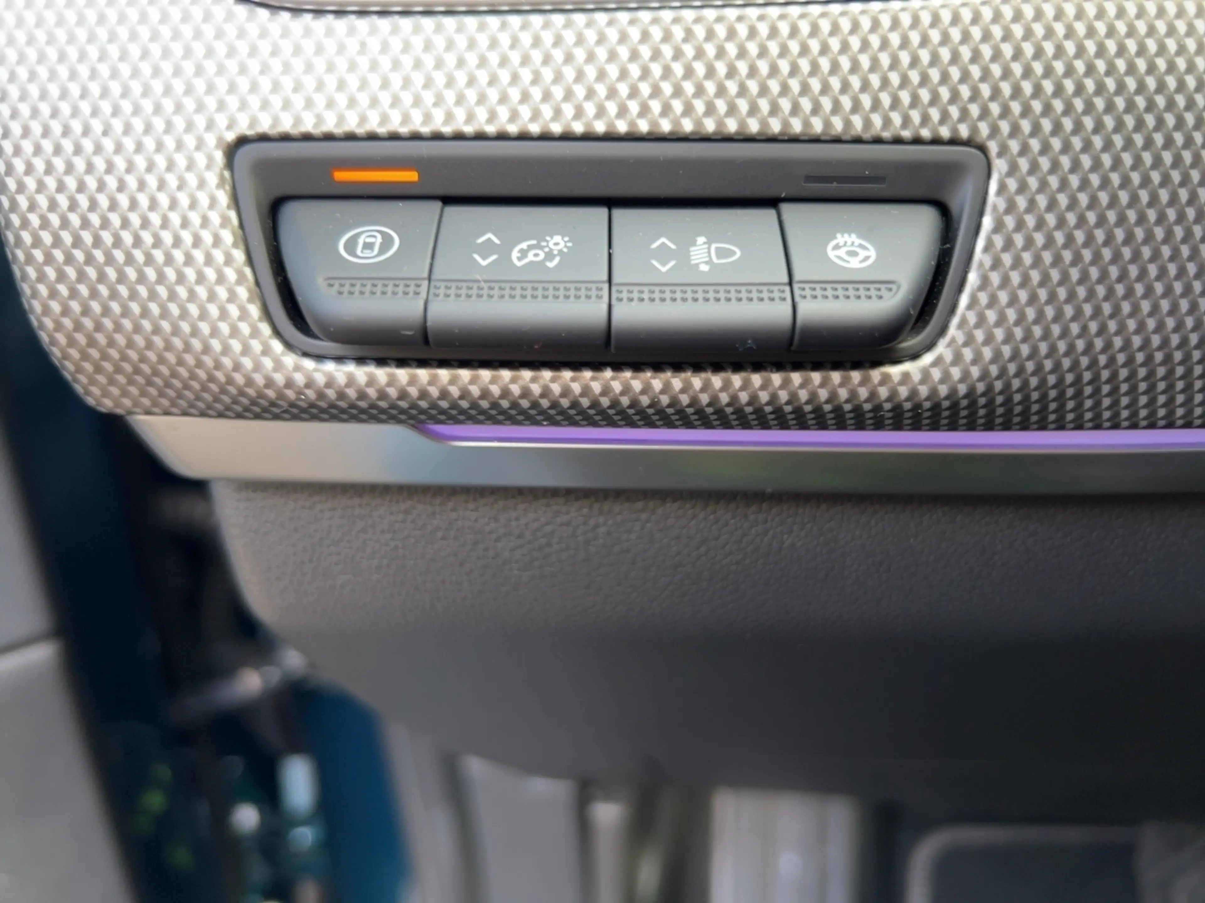 Renault Arkana TECHNO Mild Hybrid 140 EDC — photo 16