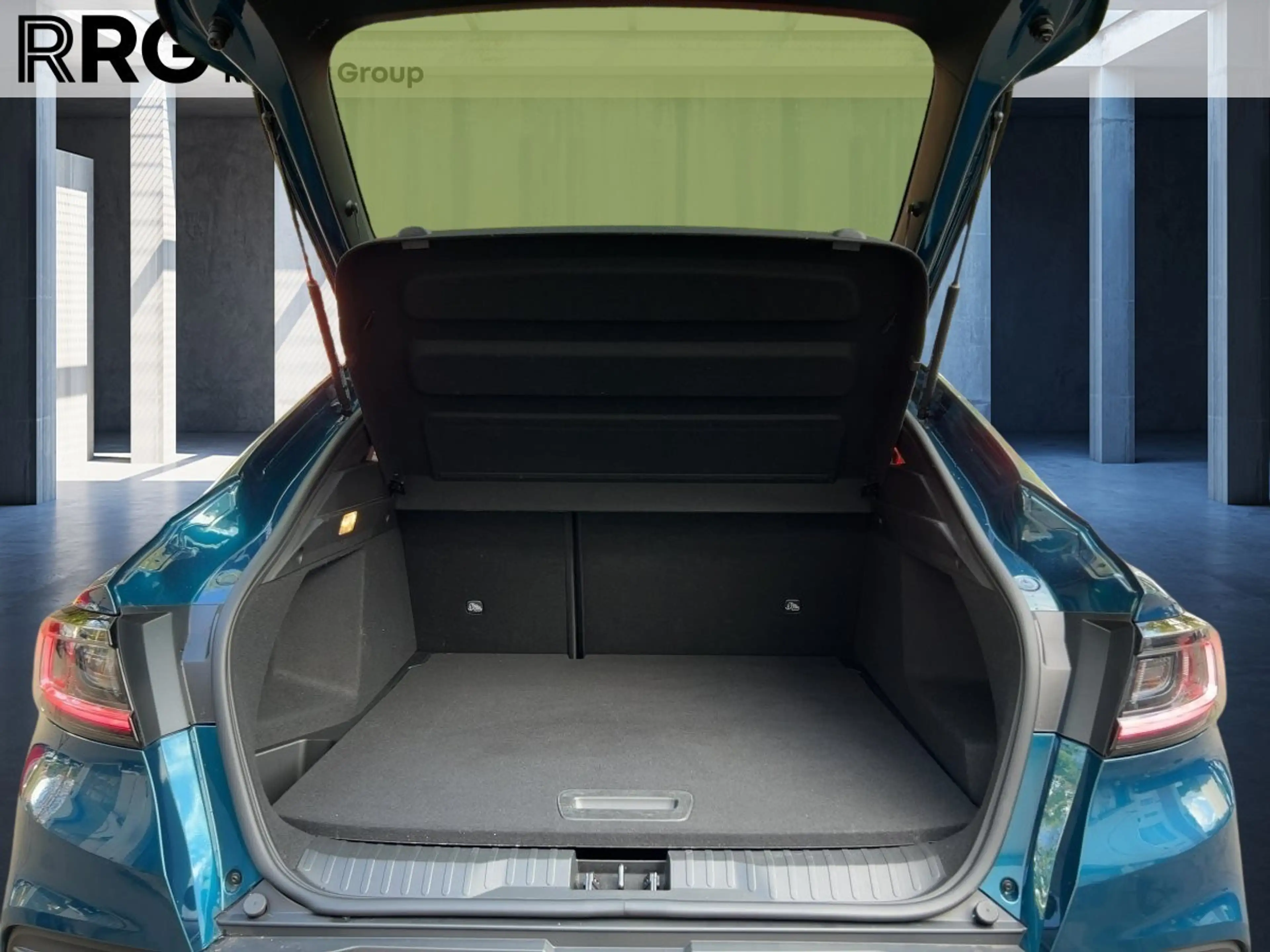 Renault Arkana TECHNO Mild Hybrid 140 EDC — photo 19