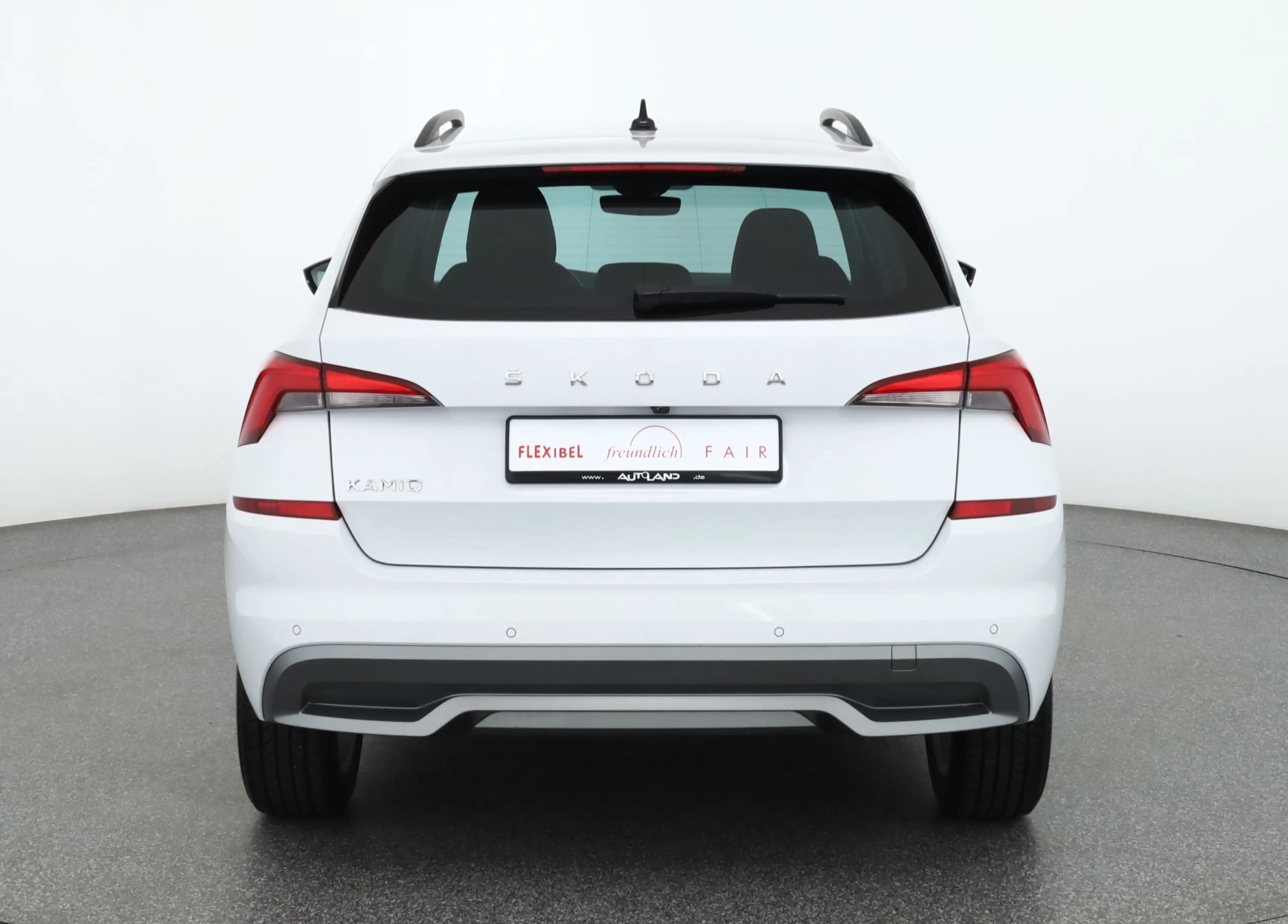 Skoda Kamiq 1.5 TSI Tour LED Navi Sitzheizung Kamera — photo 4