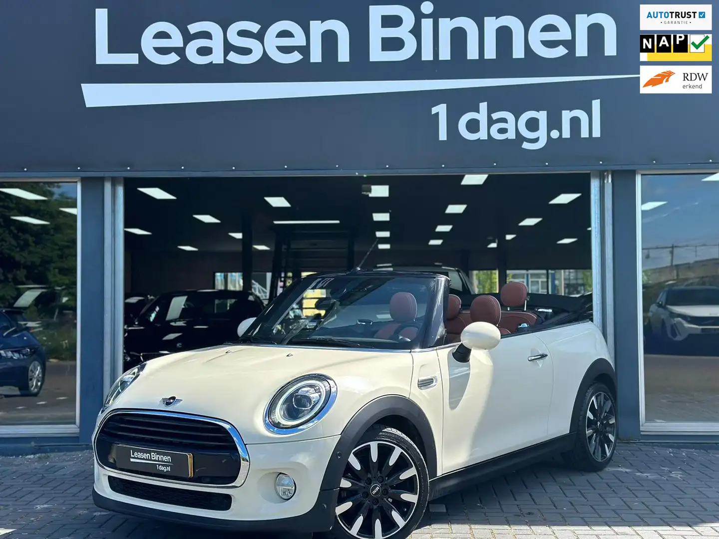 MINI Cooper Cabrio Mini 1.5 Chili Blanc - 1