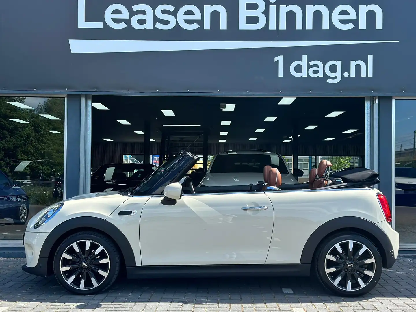 MINI Cooper Cabrio Mini 1.5 Chili Blanc - 2