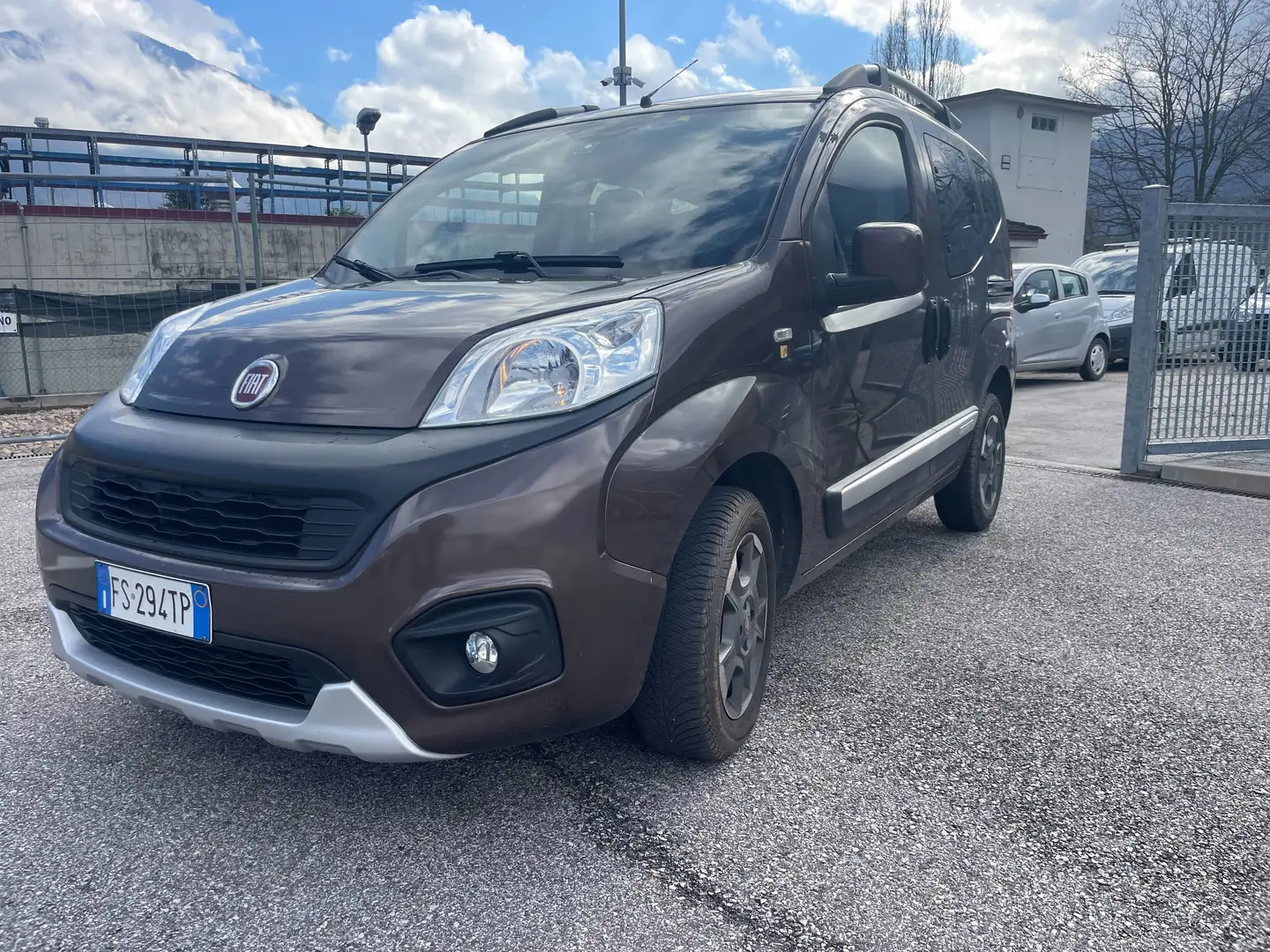 Fiat Qubo Qubo 1.3 mjt 16v Trekking 80cv my19 Brun - 2