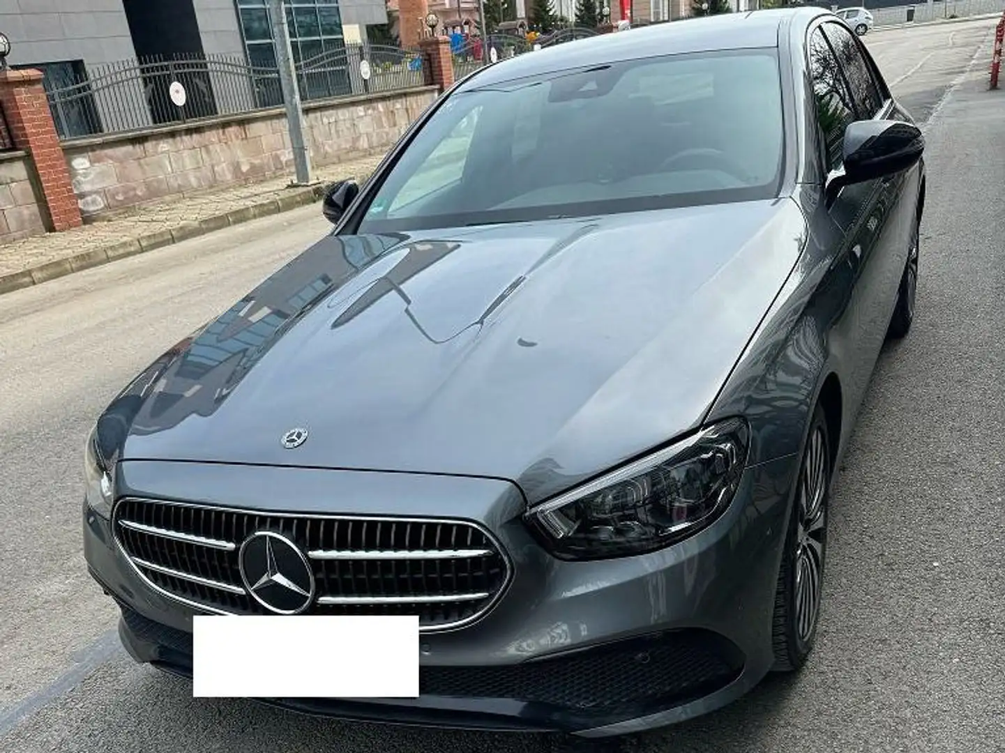 Mercedes-Benz E 220 E 220 d 9G-TRONIC Avantgarde MULTIBEAM Garantie Grau - 2