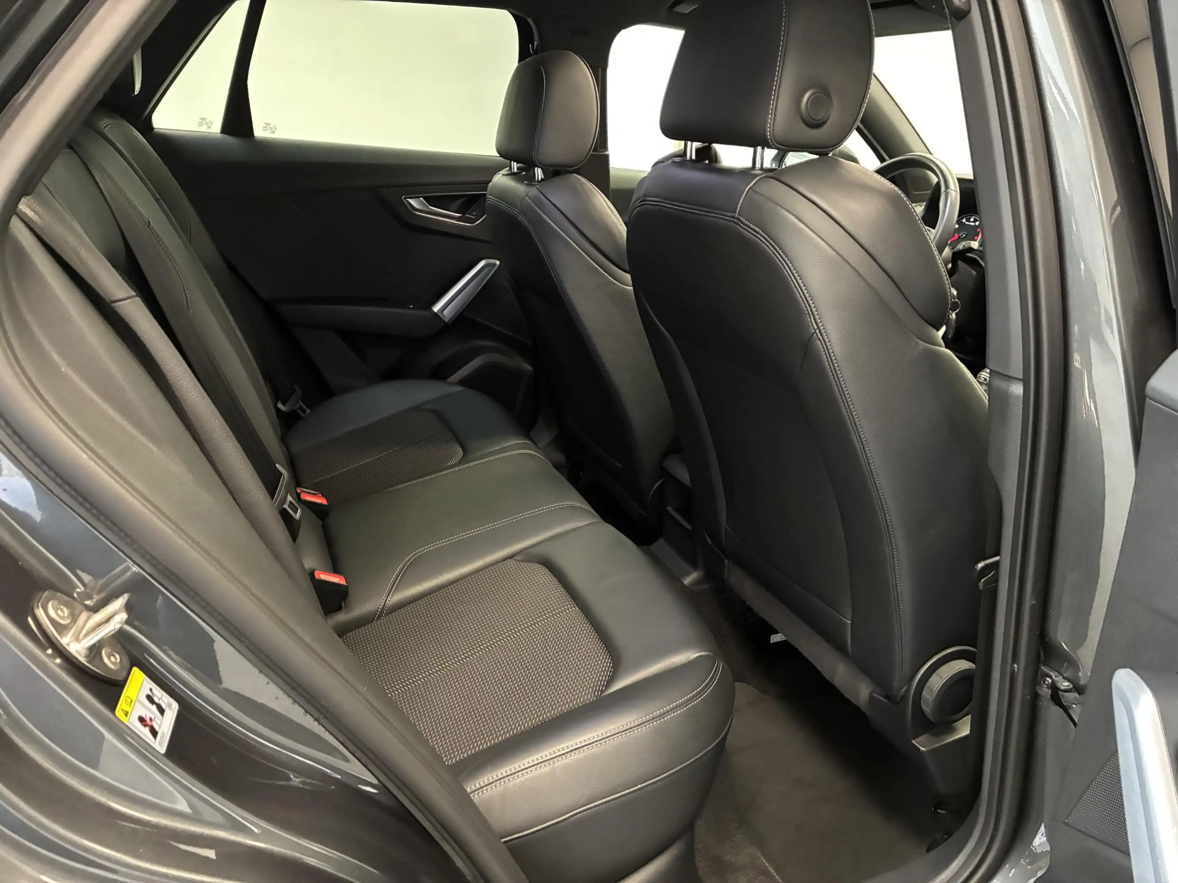 Audi Q2 30 TFSI S-line | PANO | CLIMA | DEALERONDERHOUDEN — photo 13