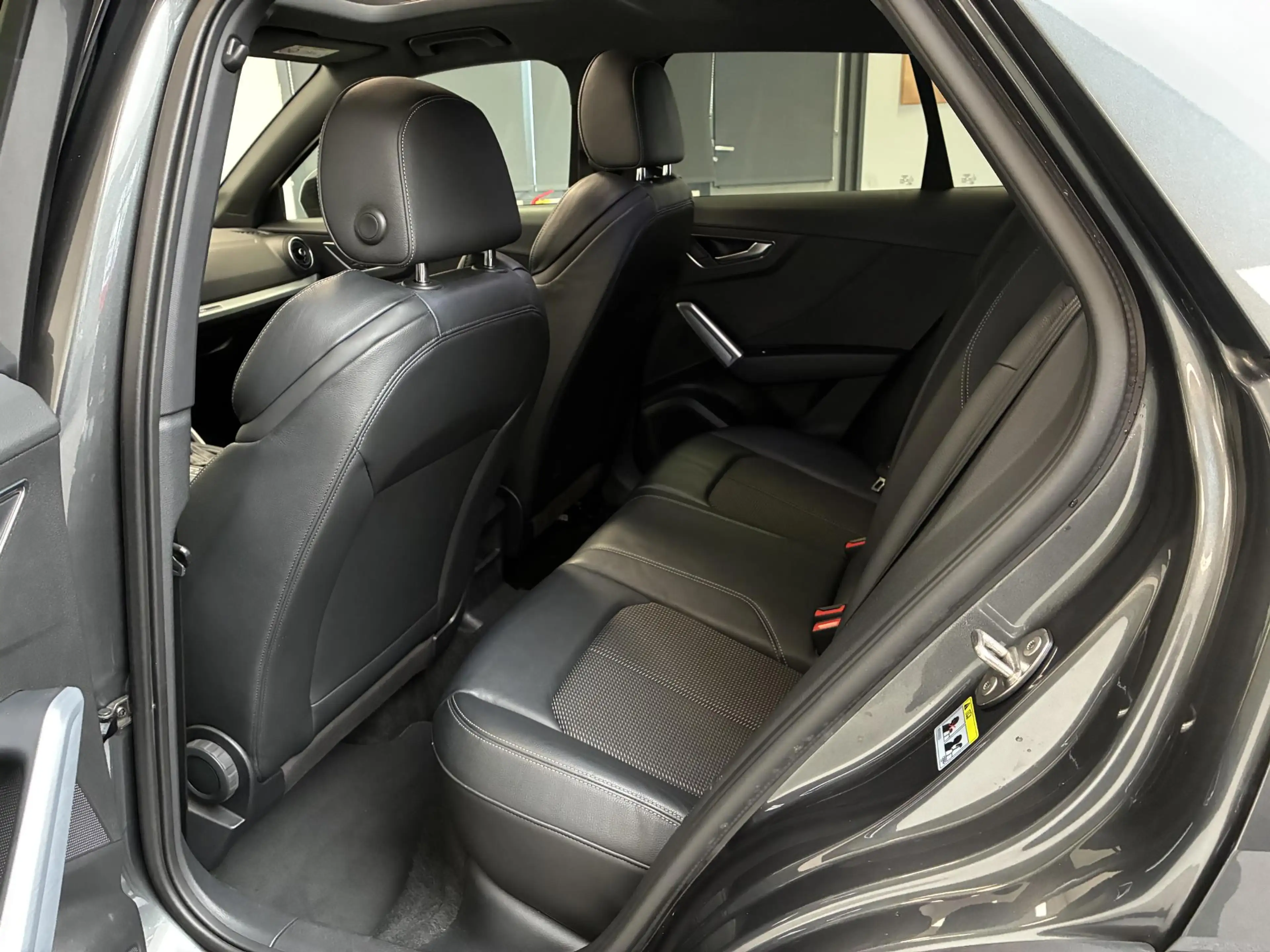 Audi Q2 30 TFSI S-line | PANO | CLIMA | DEALERONDERHOUDEN — photo 12