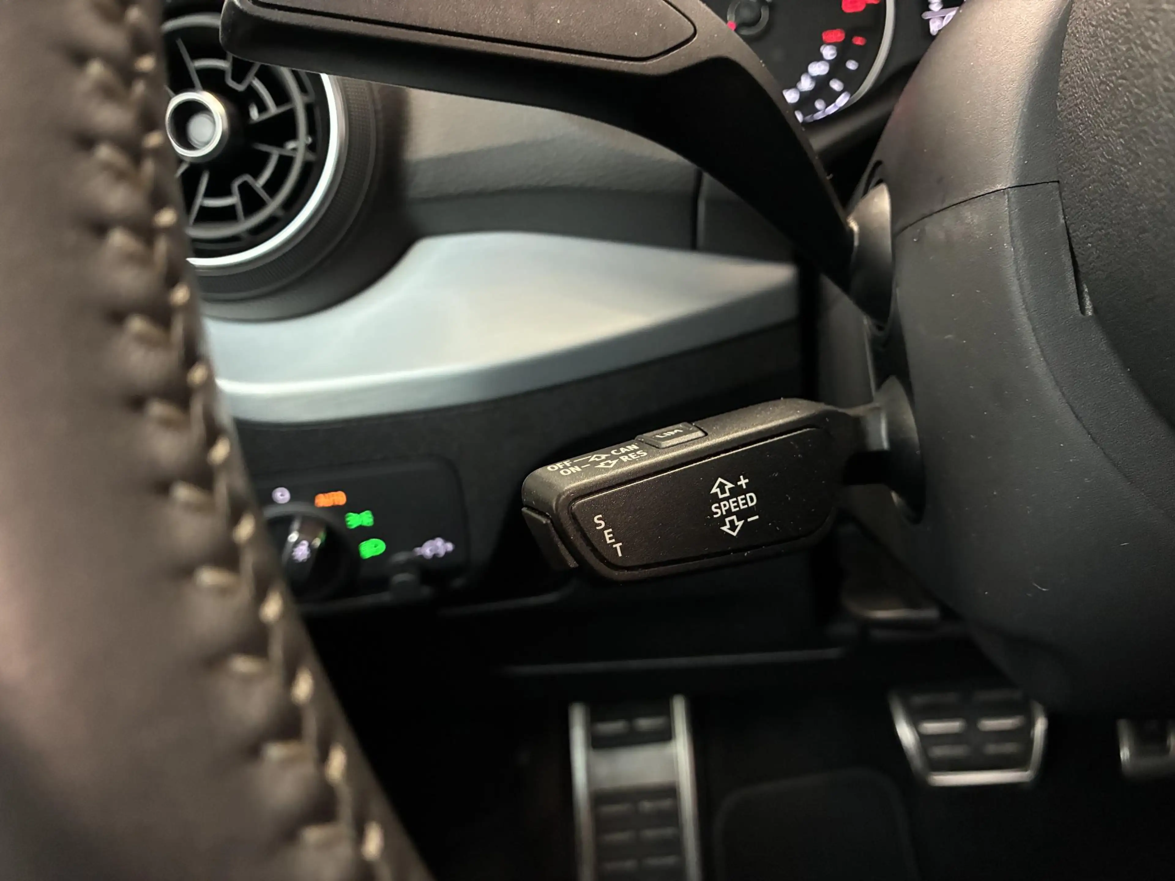 Audi Q2 30 TFSI S-line | PANO | CLIMA | DEALERONDERHOUDEN — photo 26