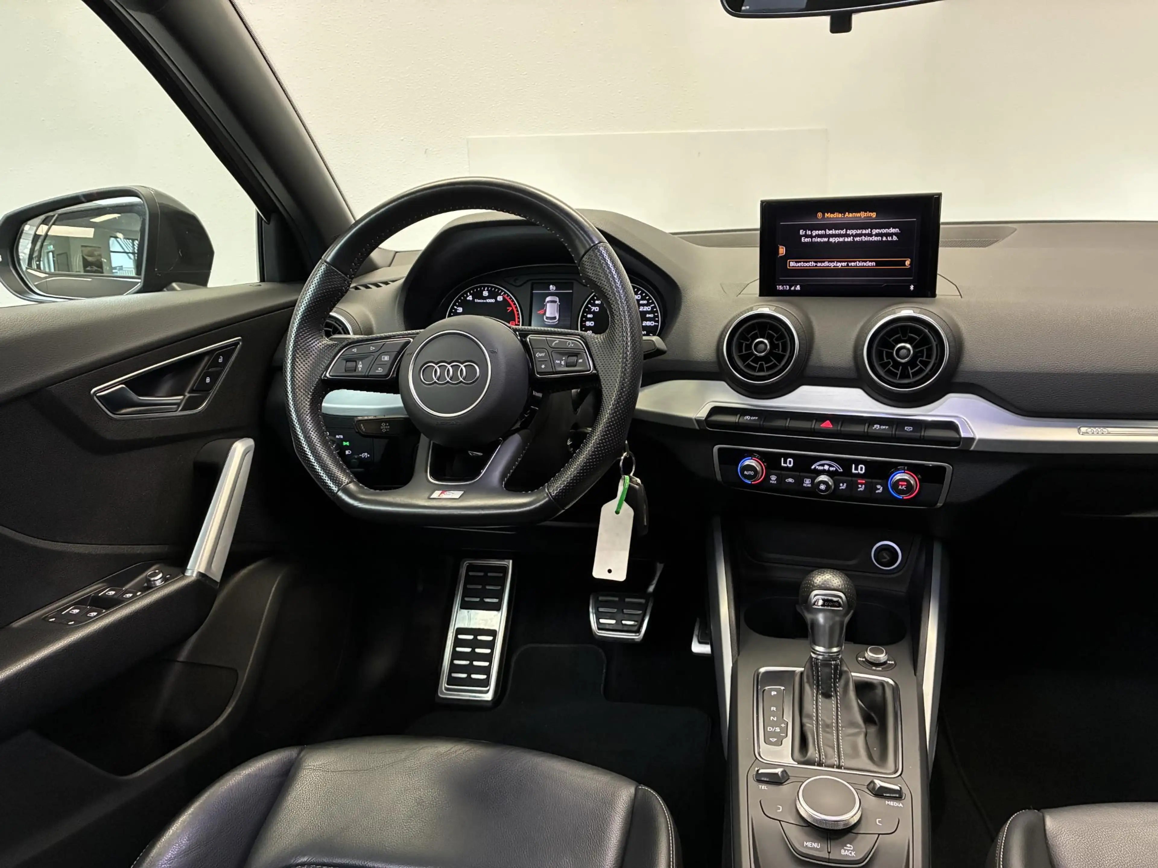 Audi Q2 30 TFSI S-line | PANO | CLIMA | DEALERONDERHOUDEN — photo 16