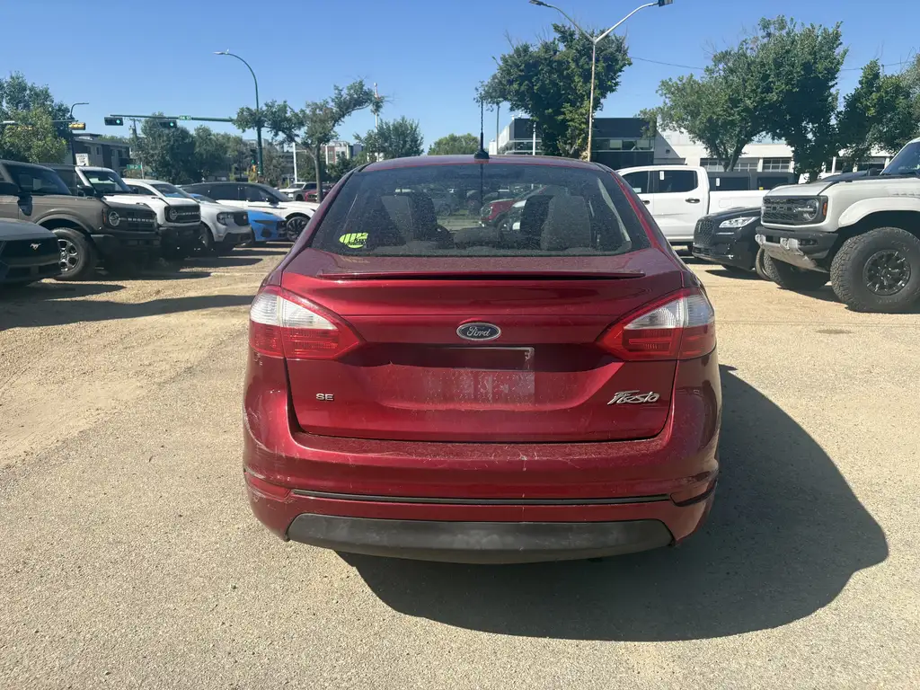 2015 Ford Fiesta Sedan SE | Appearance Pkg | Keyless Entry | Ambient Ligh — photo 7