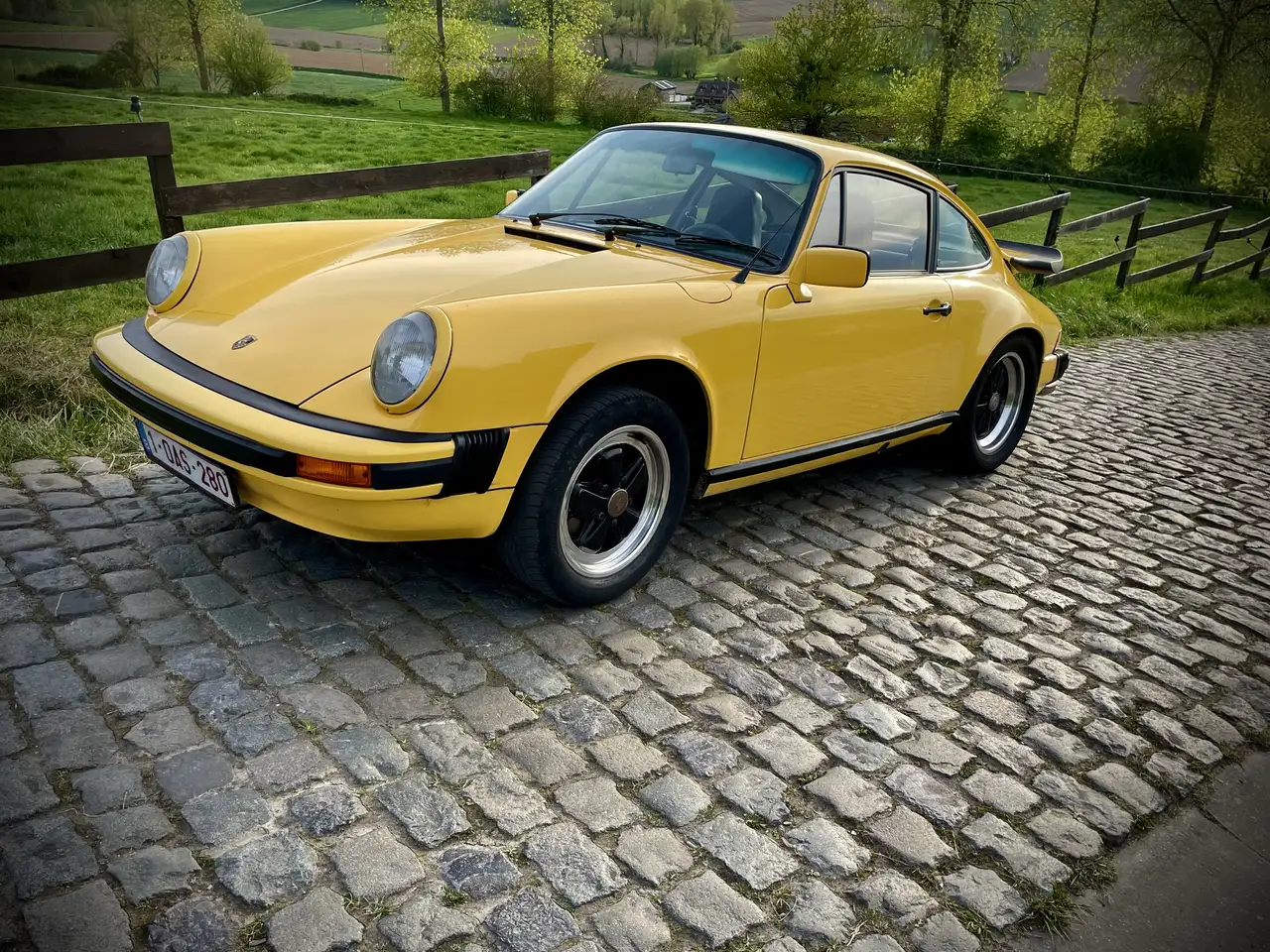 Porsche 911 3.0 SC Coupé, foto 4