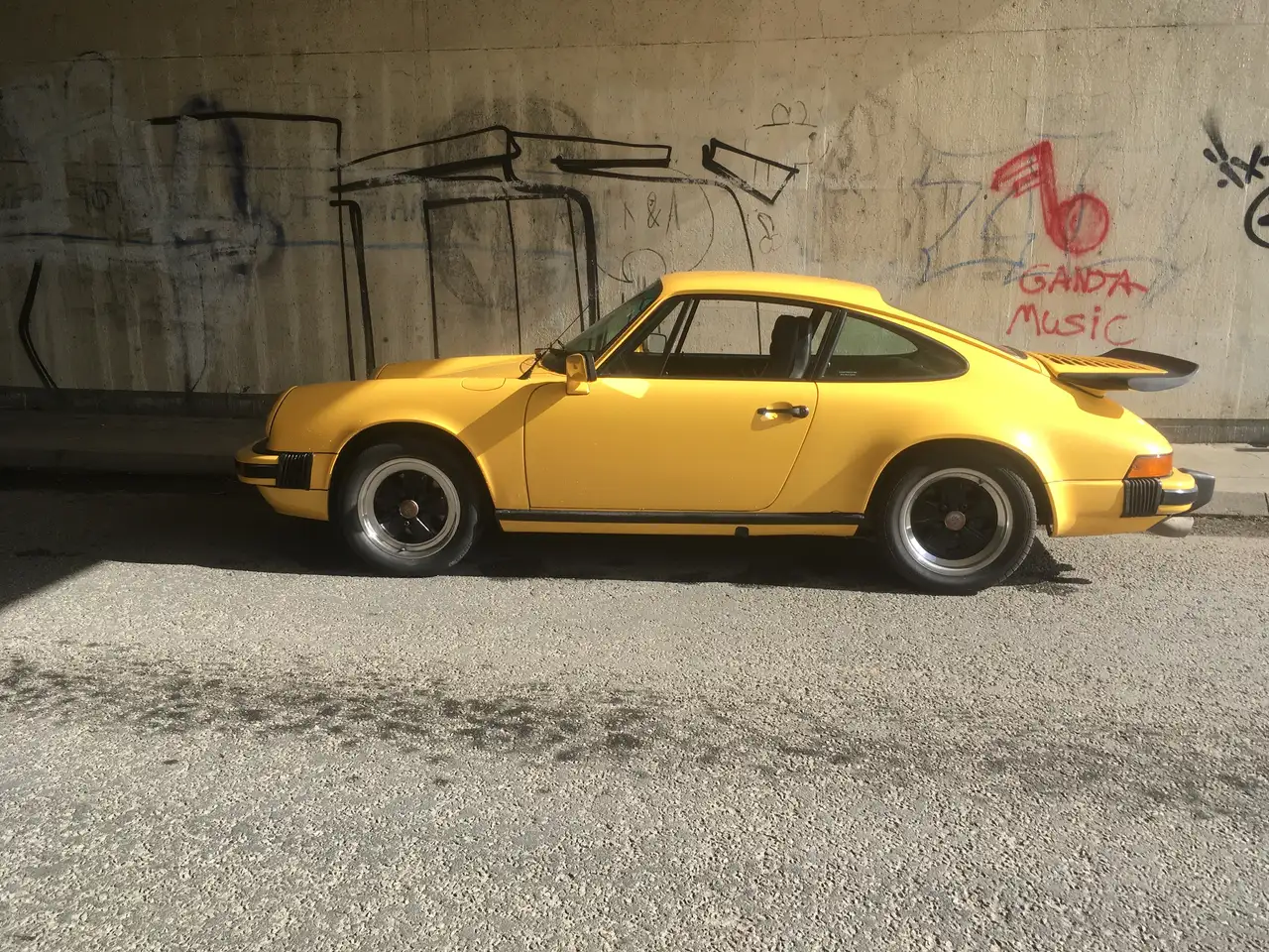 Porsche 911 3.0 SC Coupé, foto 1