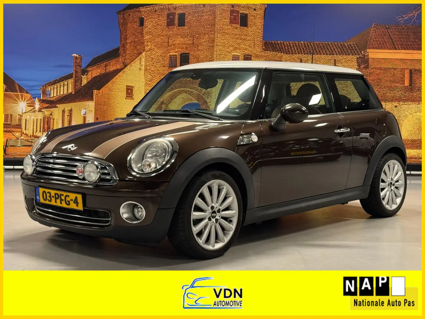 MINI Cooper Mini 1.6 Mayfair Leer Climate&Cruise Control Bruin - 1