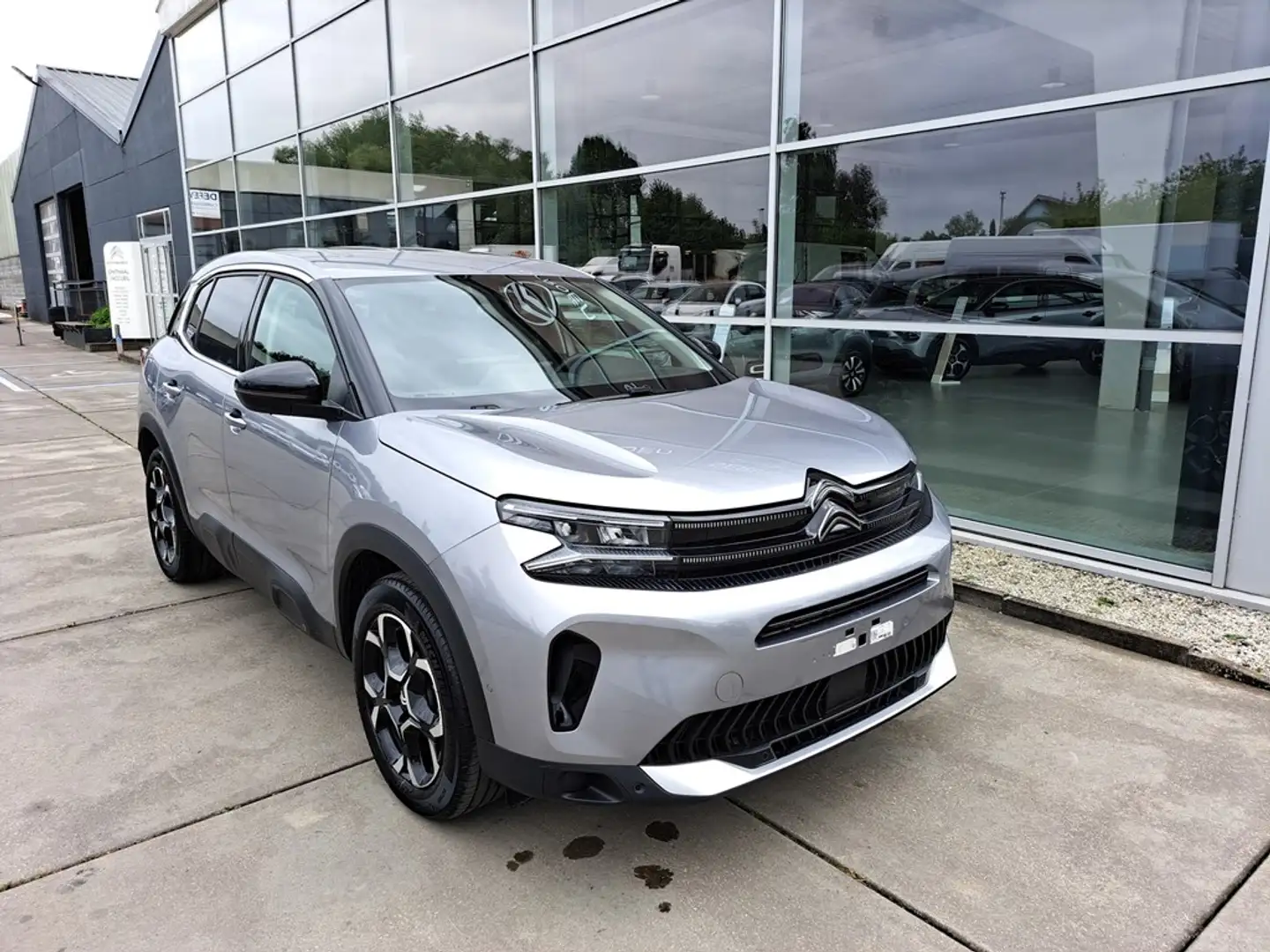 Citroen C5 Aircross 1.2 PURE TECH 130 MAN6 PLUS Zilver - 1