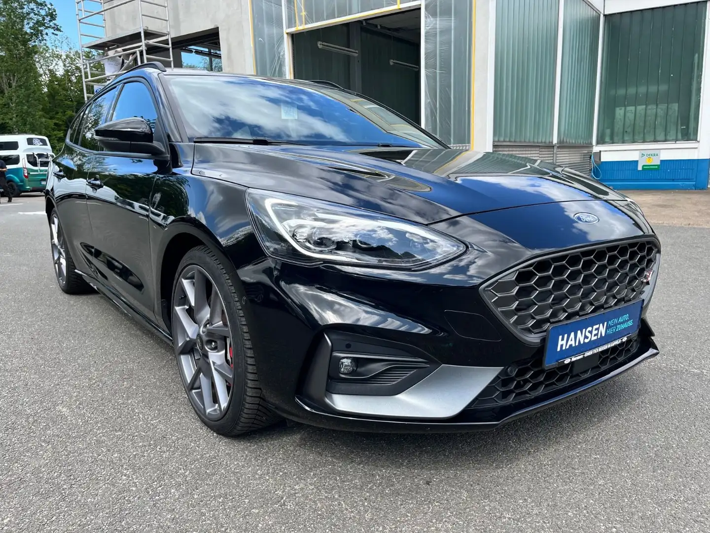 Ford Focus Turnier ST, B&O, Tech-Paket, Winter-Paket Schwarz - 2
