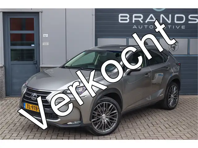 Lexus NX 300h AWD Luxury Line HEV Navi Clima Leder Camera