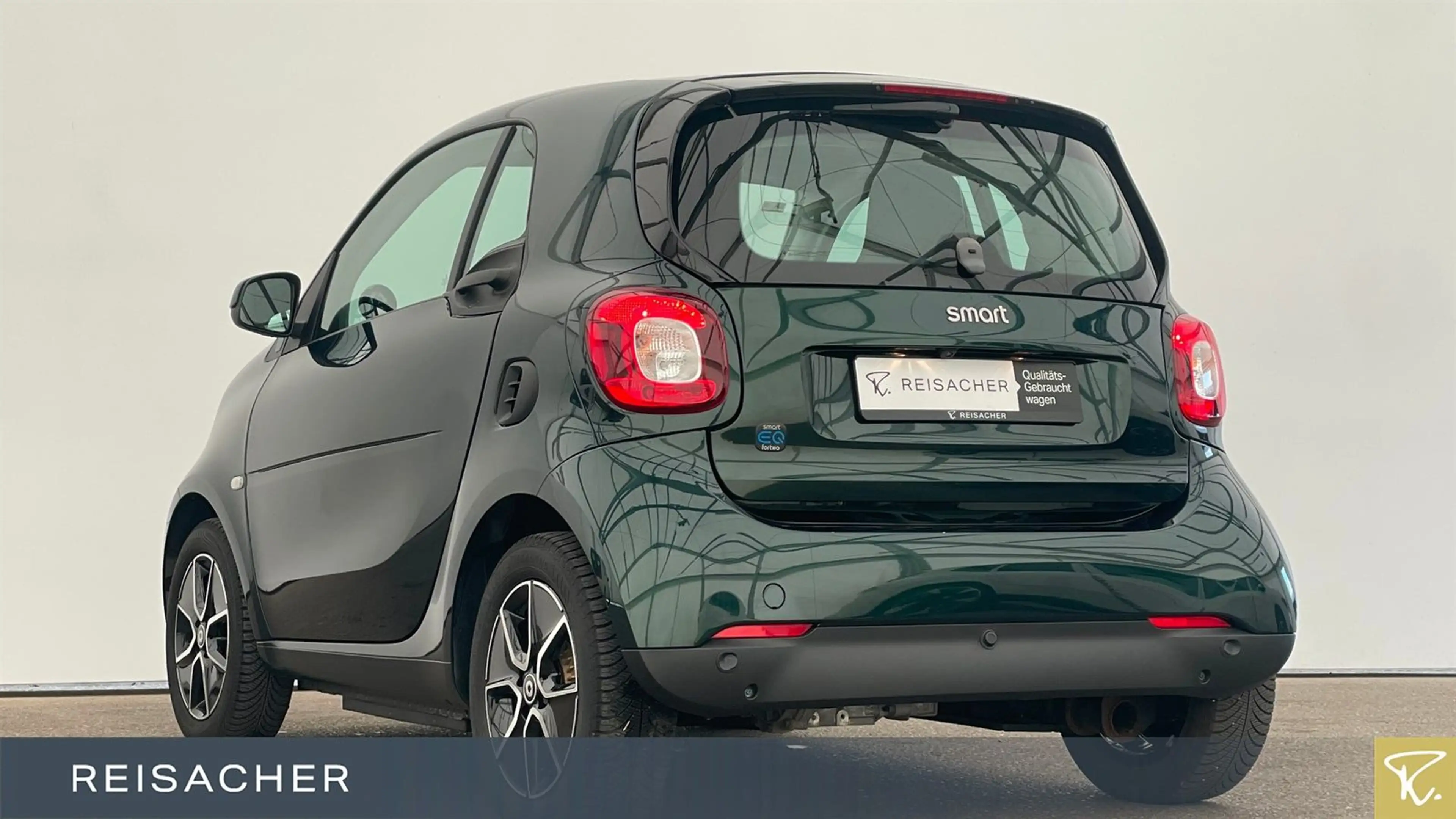 smart forTwo fortwo coupe EQ passion RFK PDC LED 15"LM — photo 2