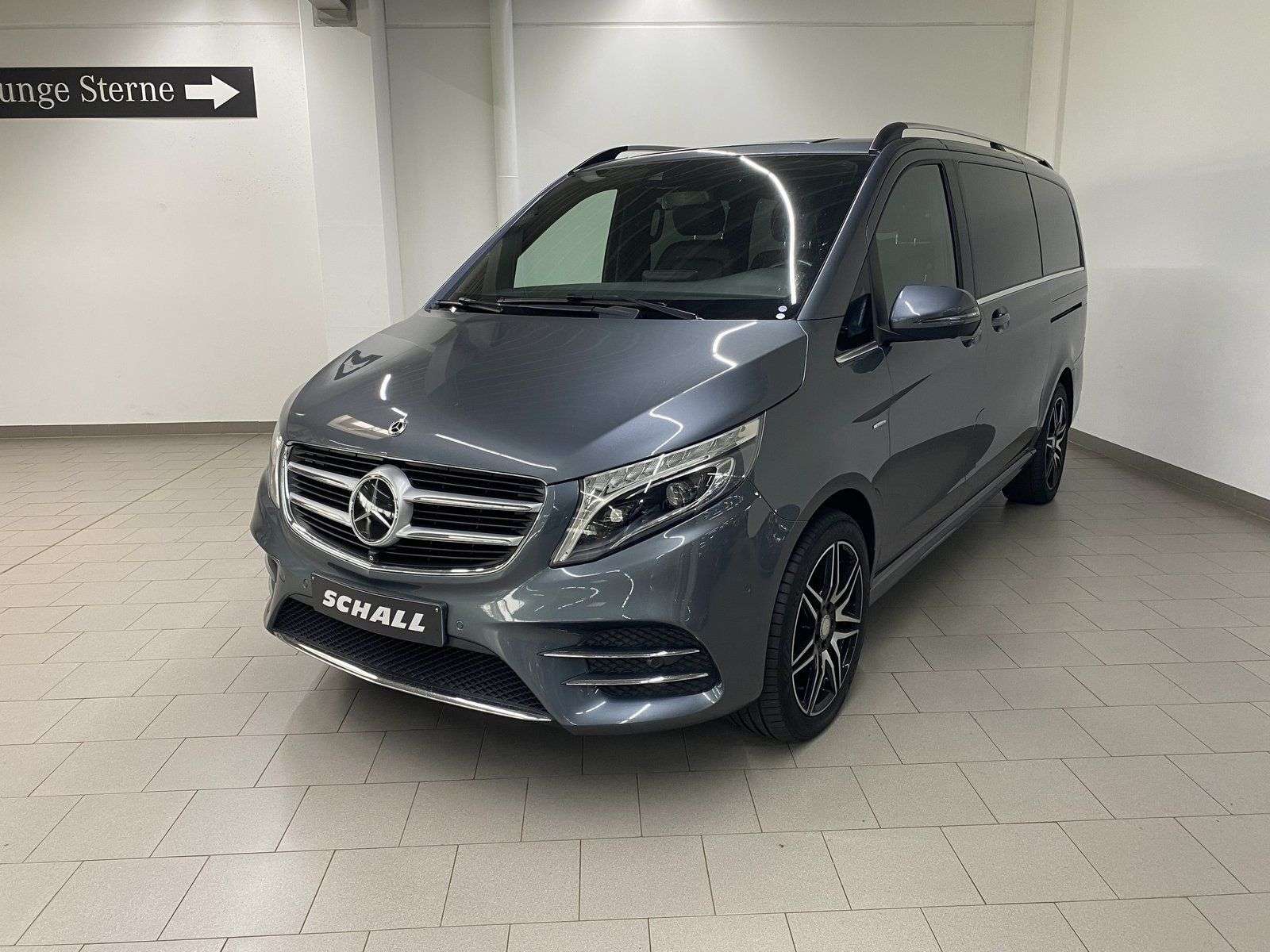Mercedes-Benz V 250