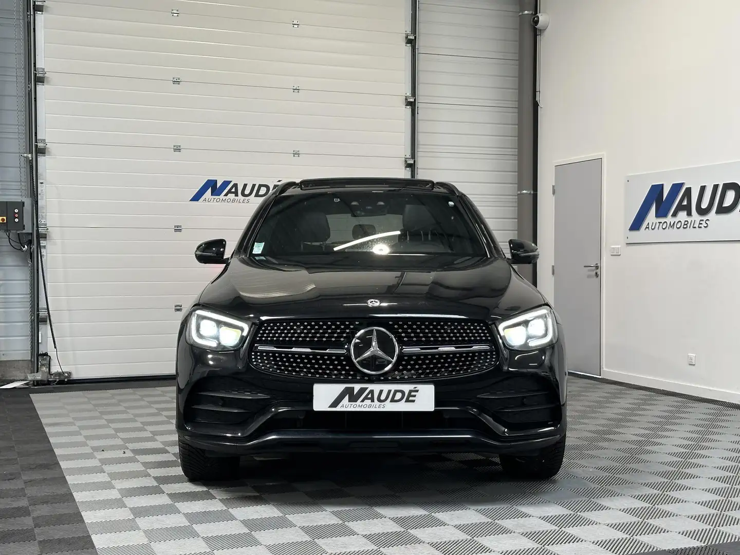 Mercedes-Benz GLC 300 300d 245 ch 9G-Tronic 4-Matic AMG Line Suivi Mercedes Schwarz - 2