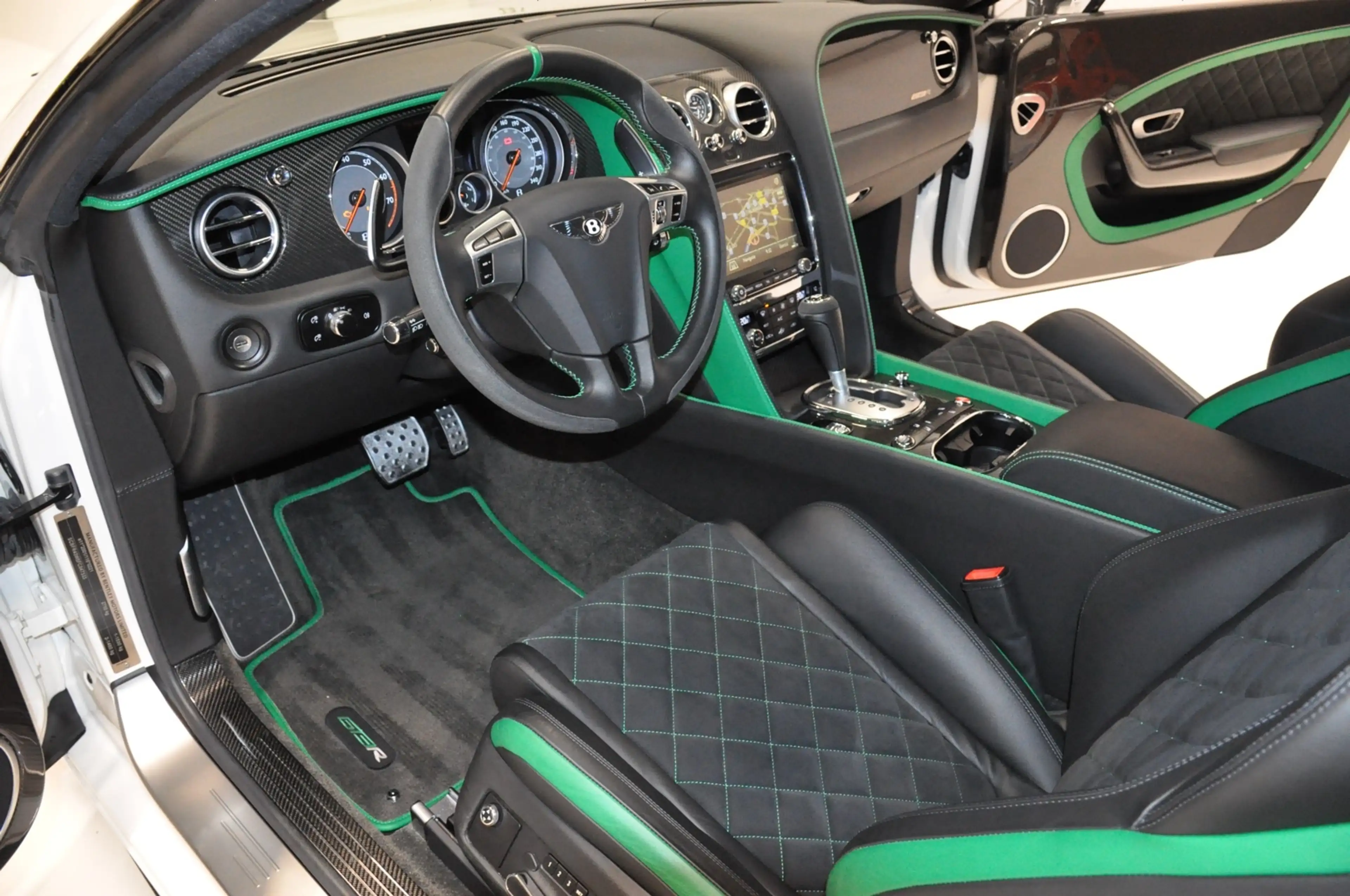 Bentley Continental GT GT3-R origineel 11.378 km — photo 2