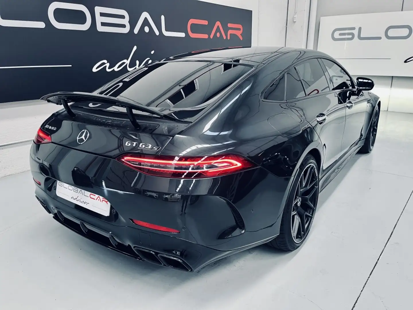Mercedes-Benz AMG GT Coupé 63 S 4Matic+ Gris - 2