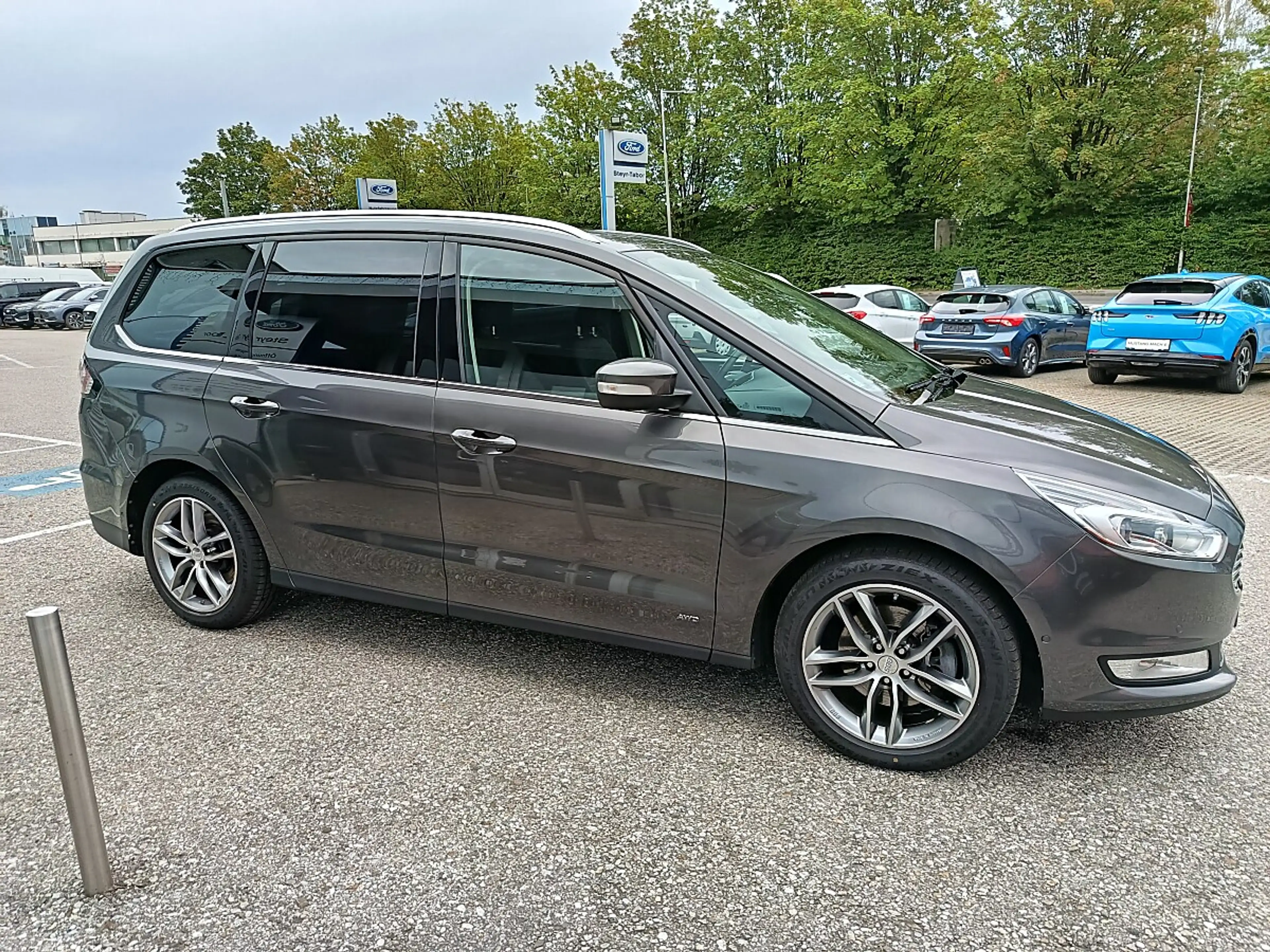 Ford Galaxy 2,0 TDCi AWD Titanium Start/Stop Powershift — photo 9