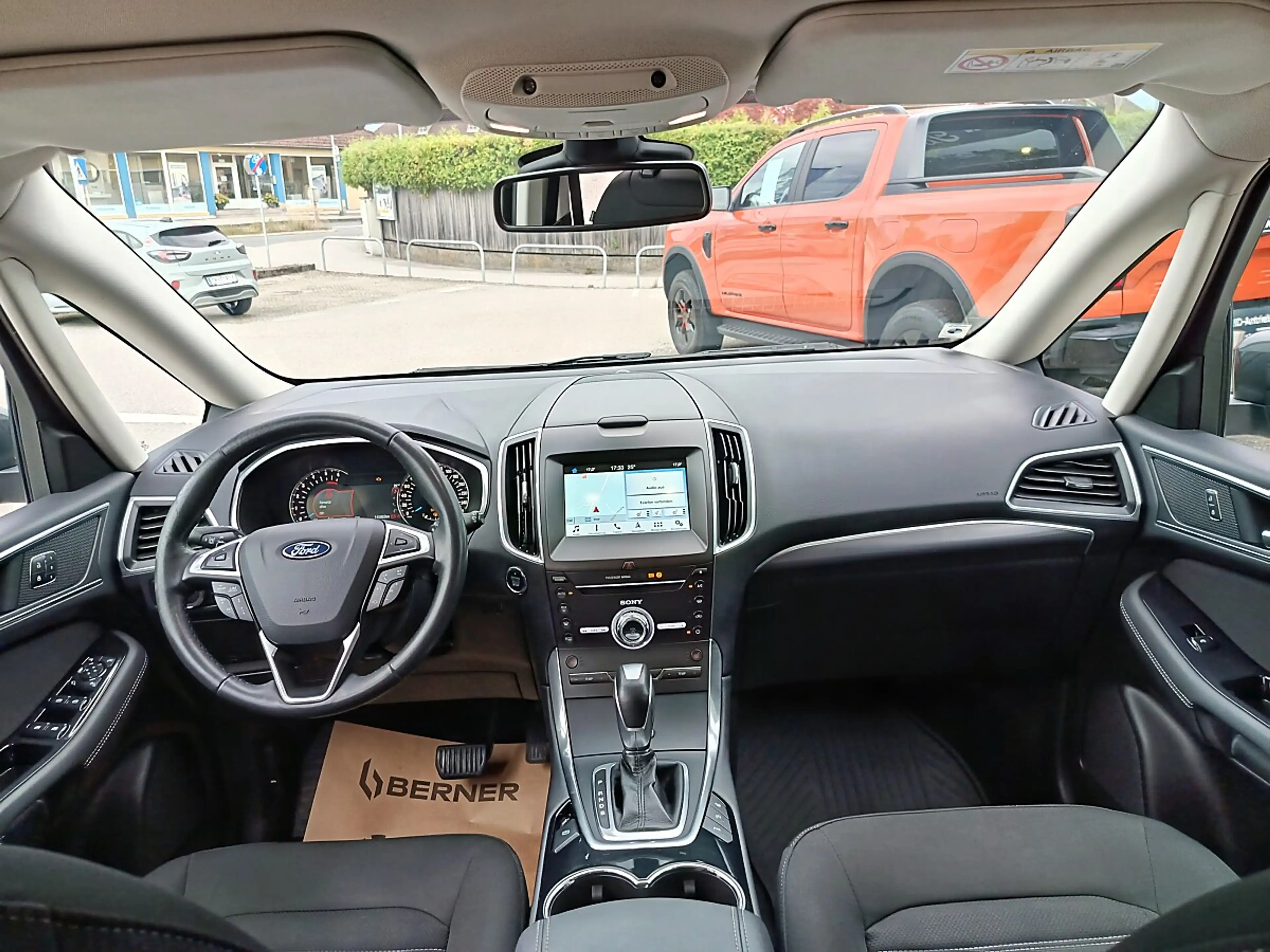 Ford Galaxy 2,0 TDCi AWD Titanium Start/Stop Powershift — photo 12