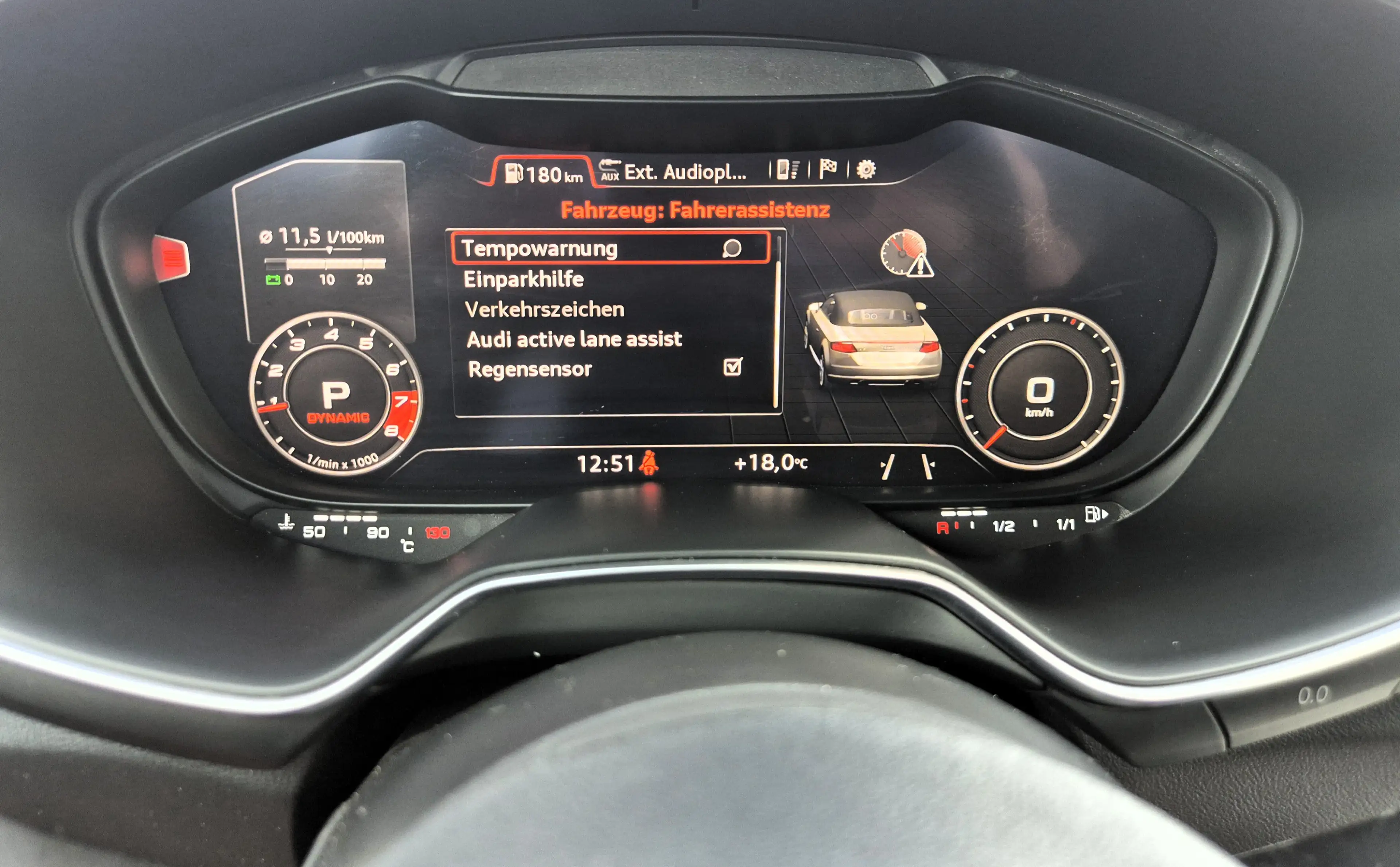 Audi TTS TTS Roadster S tronic/LED/NAVI/PDC/RFK/SHZ/ALU 19" — photo 15