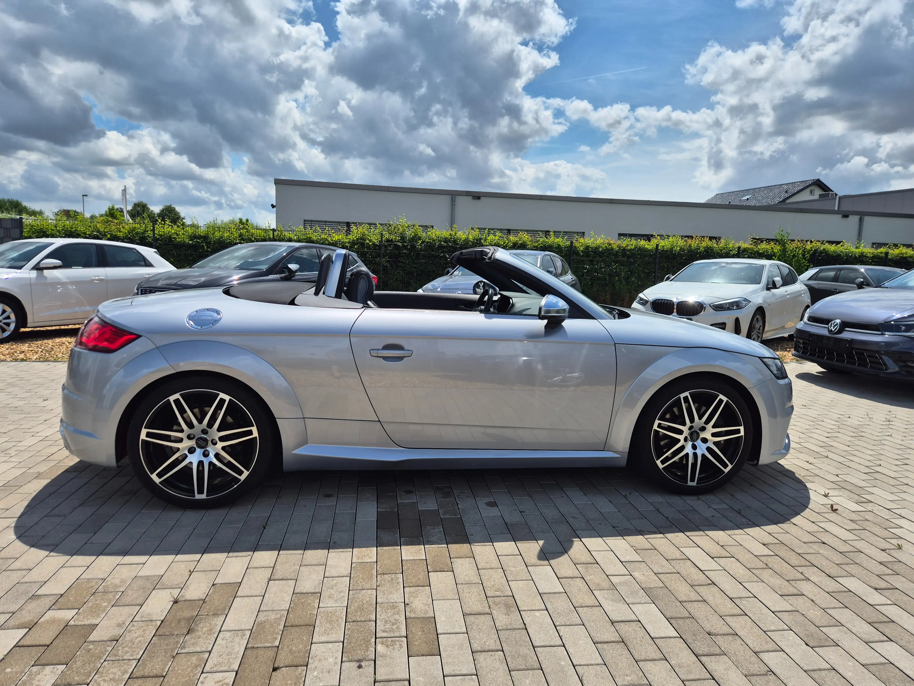 Audi TTS TTS Roadster S tronic/LED/NAVI/PDC/RFK/SHZ/ALU 19" — photo 5