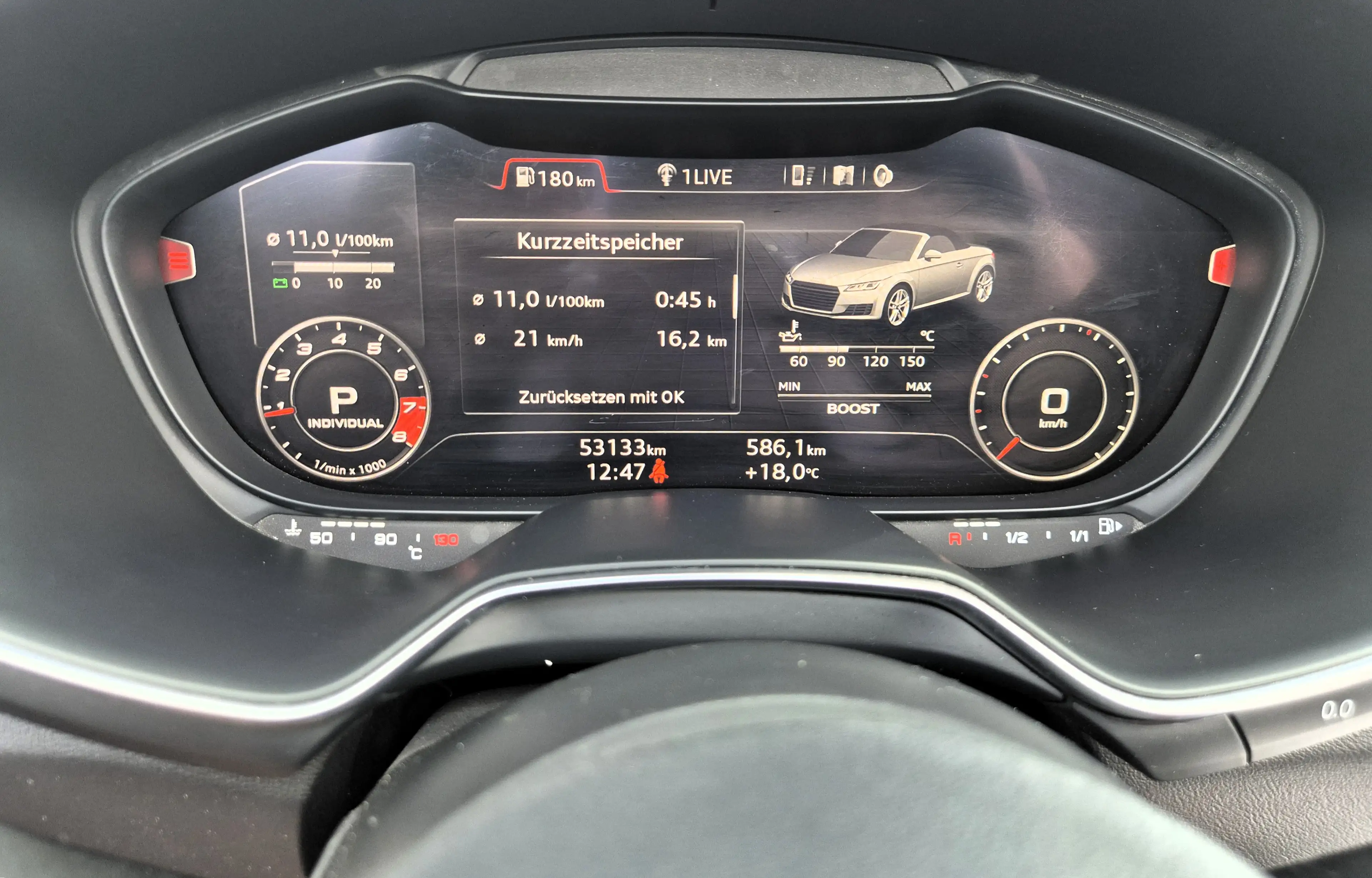 Audi TTS TTS Roadster S tronic/LED/NAVI/PDC/RFK/SHZ/ALU 19" — photo 13