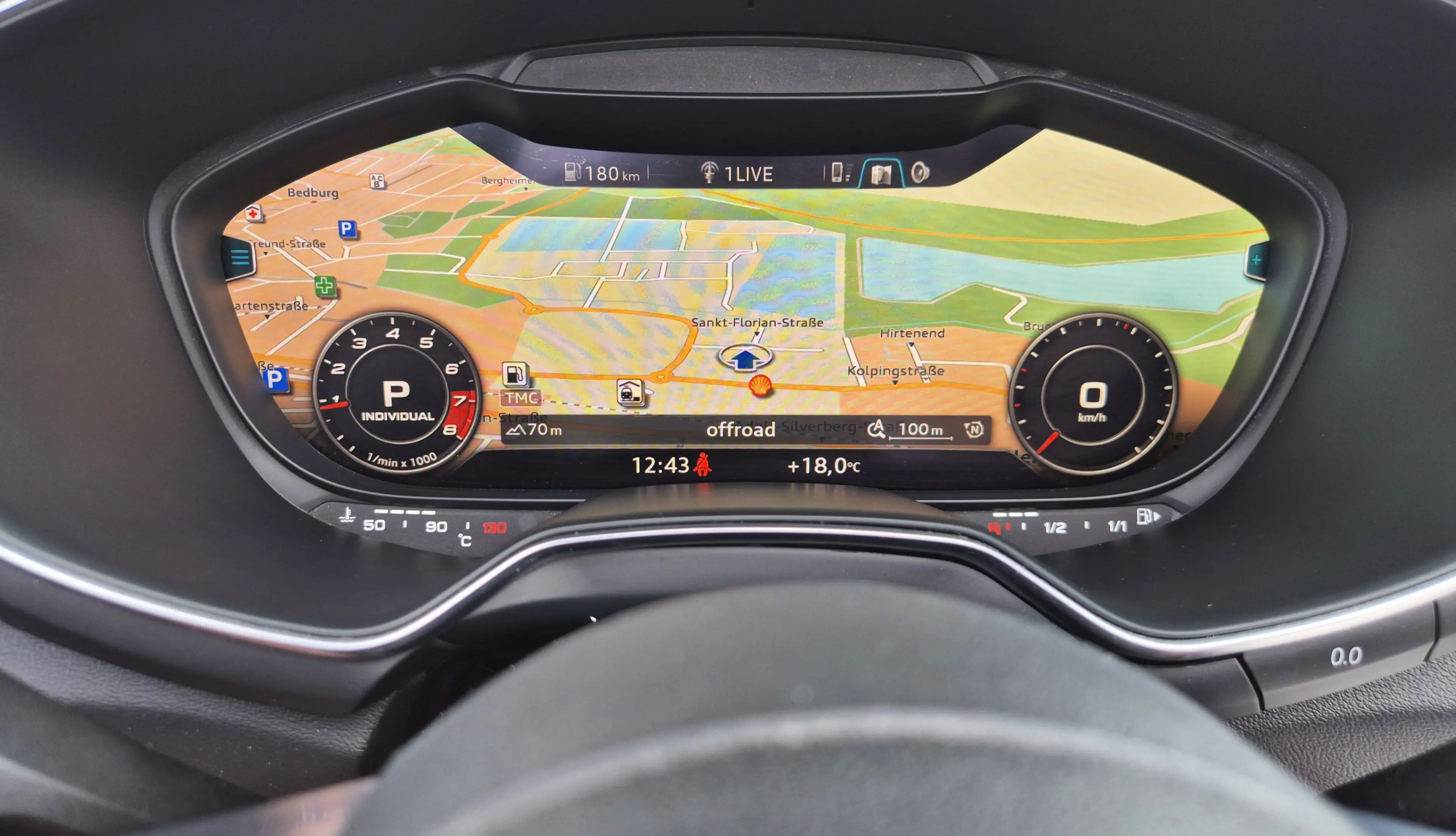 Audi TTS TTS Roadster S tronic/LED/NAVI/PDC/RFK/SHZ/ALU 19" — photo 11