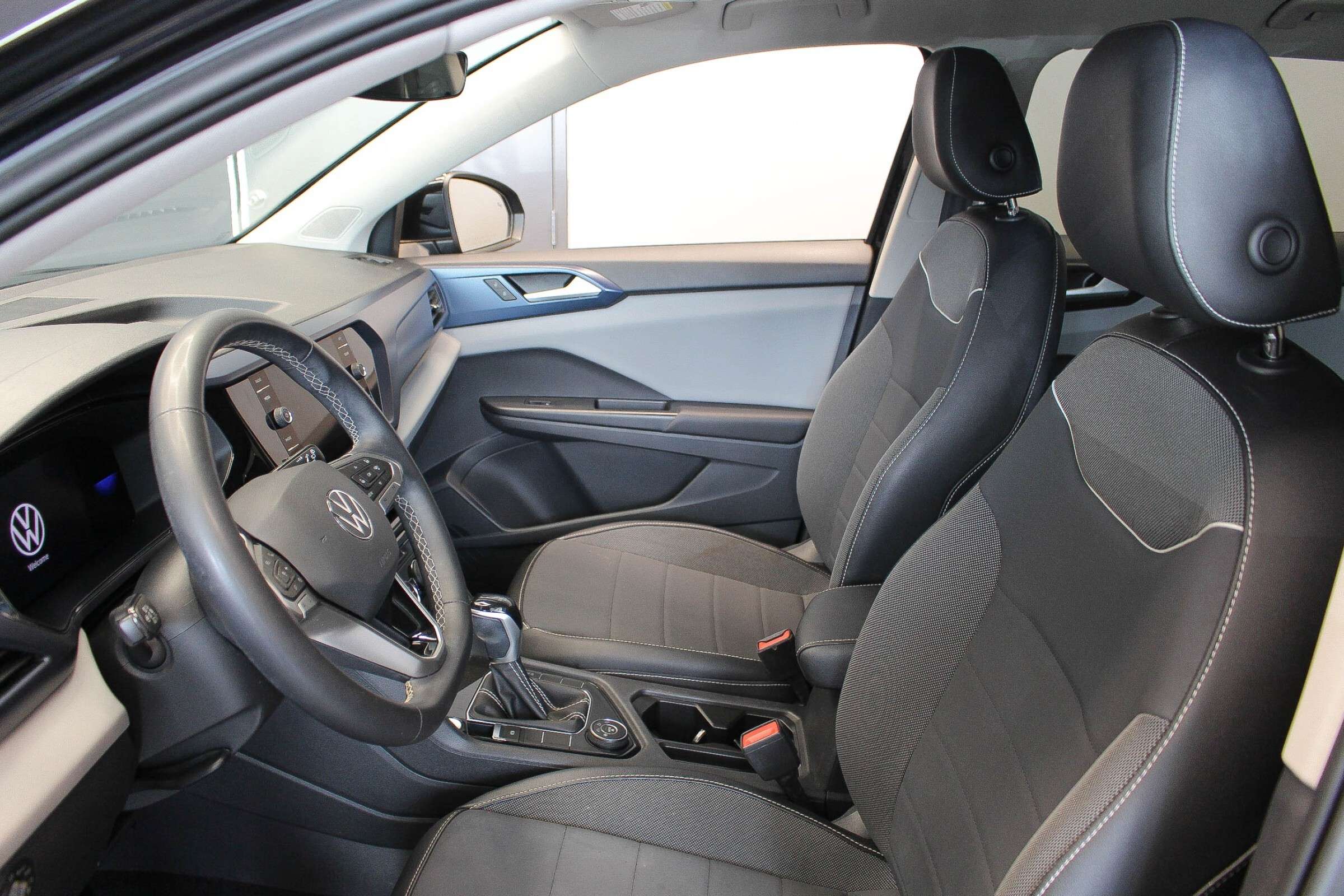 2023 Volkswagen Taos Comfortline thumb 8