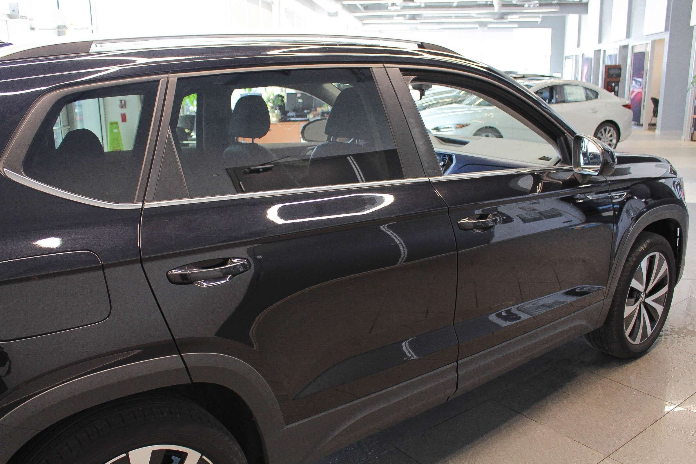 2023 Volkswagen Taos Comfortline alt 5