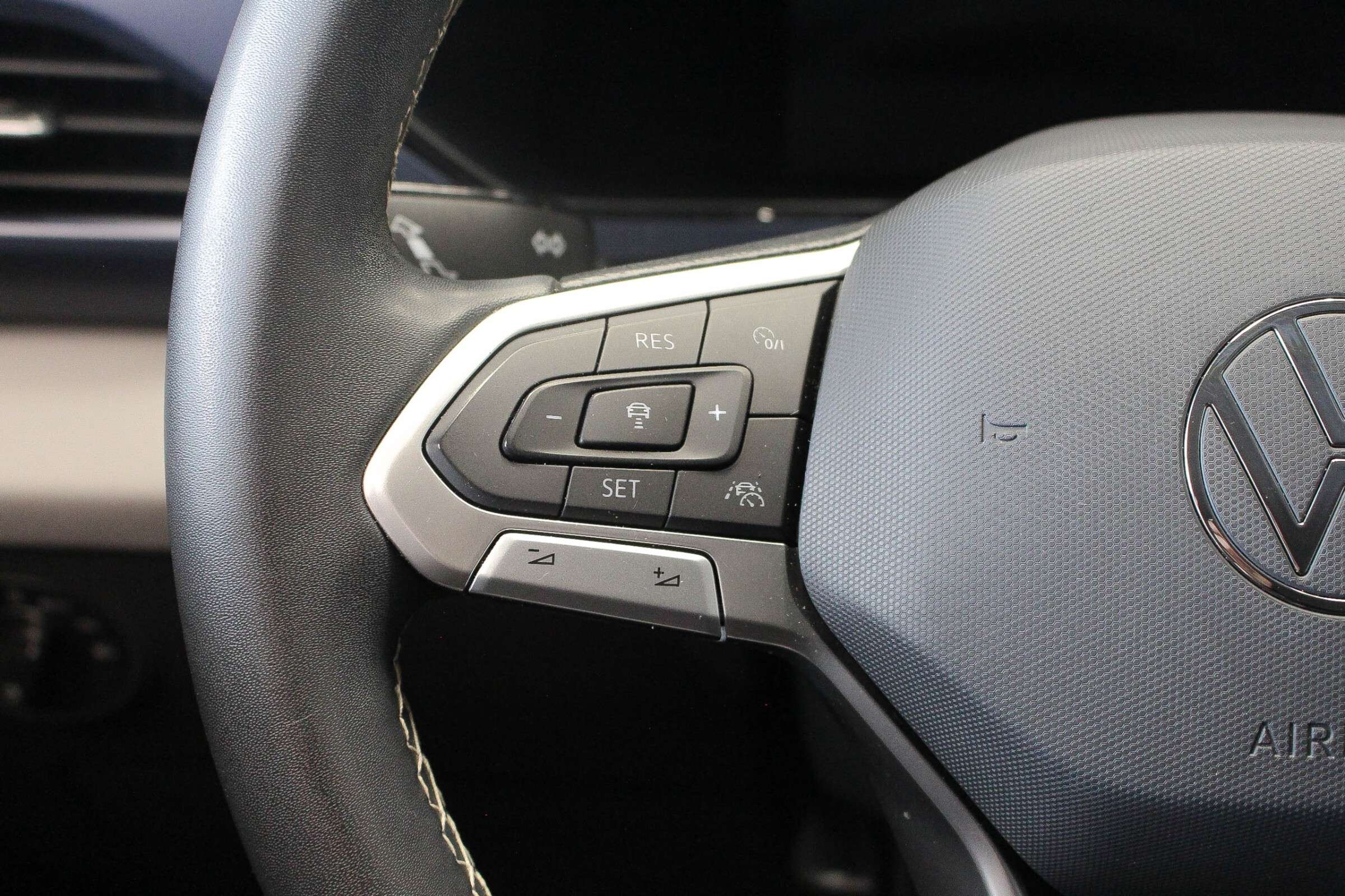 2023 Volkswagen Taos Comfortline thumb 11