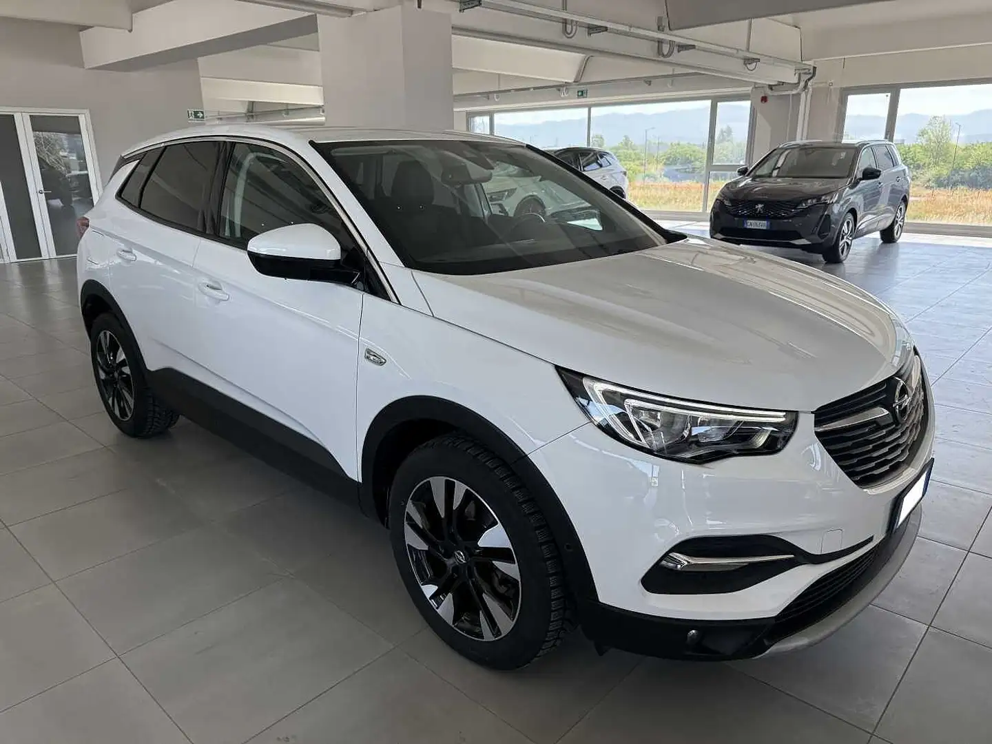 Opel Grandland X 1.2 130 CV Innovation Bianco - 1