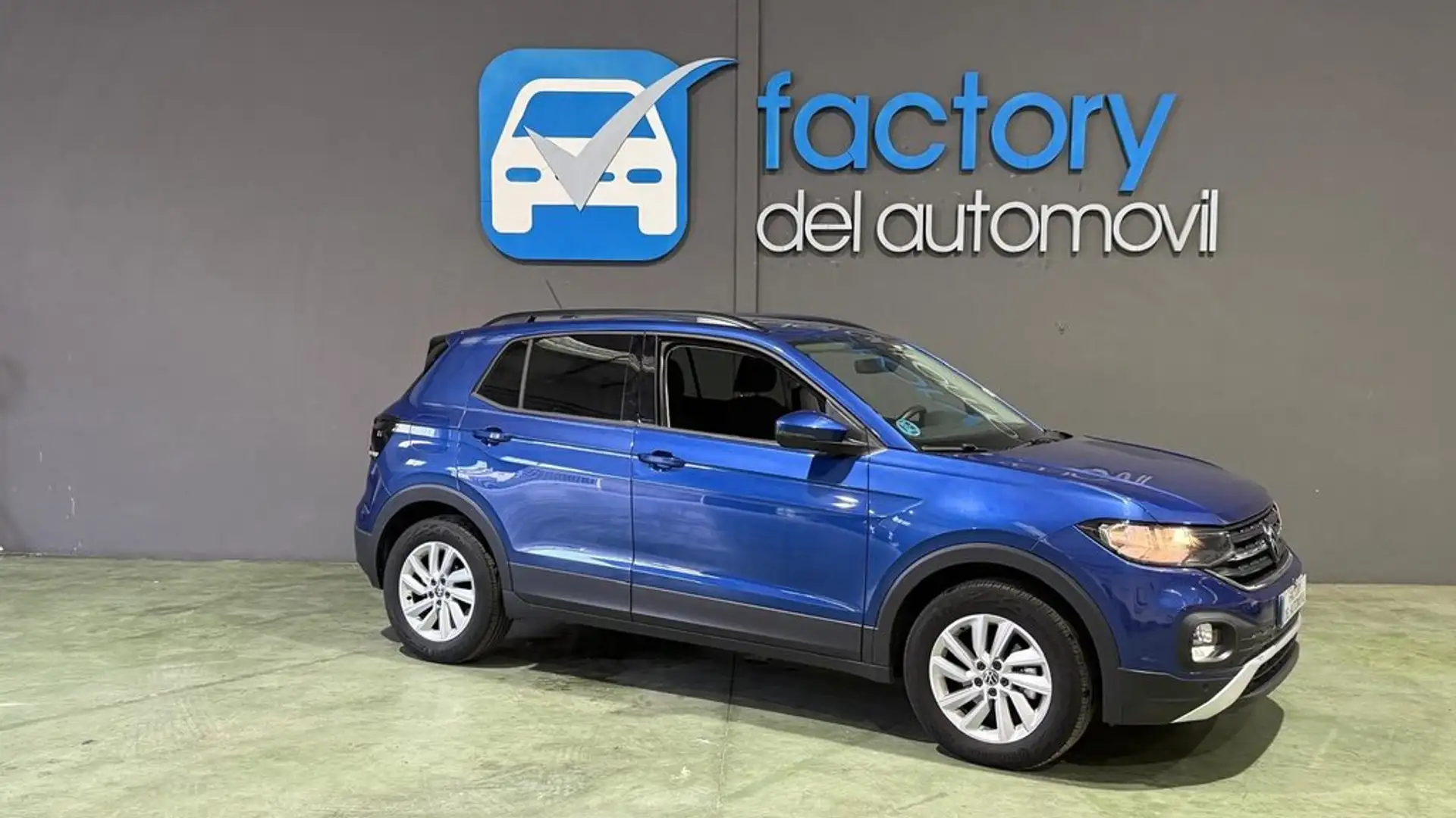 Volkswagen T-Cross 1.0 TSI Advance DSG7 81kW Azul - 2