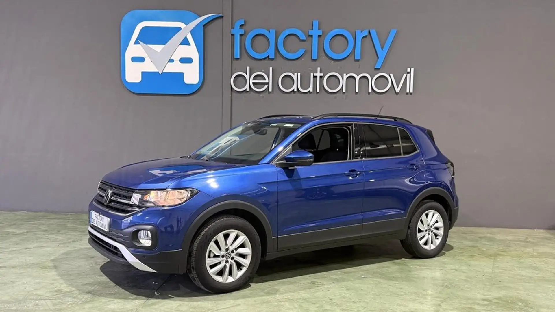 Volkswagen T-Cross 1.0 TSI Advance DSG7 81kW Azul - 1