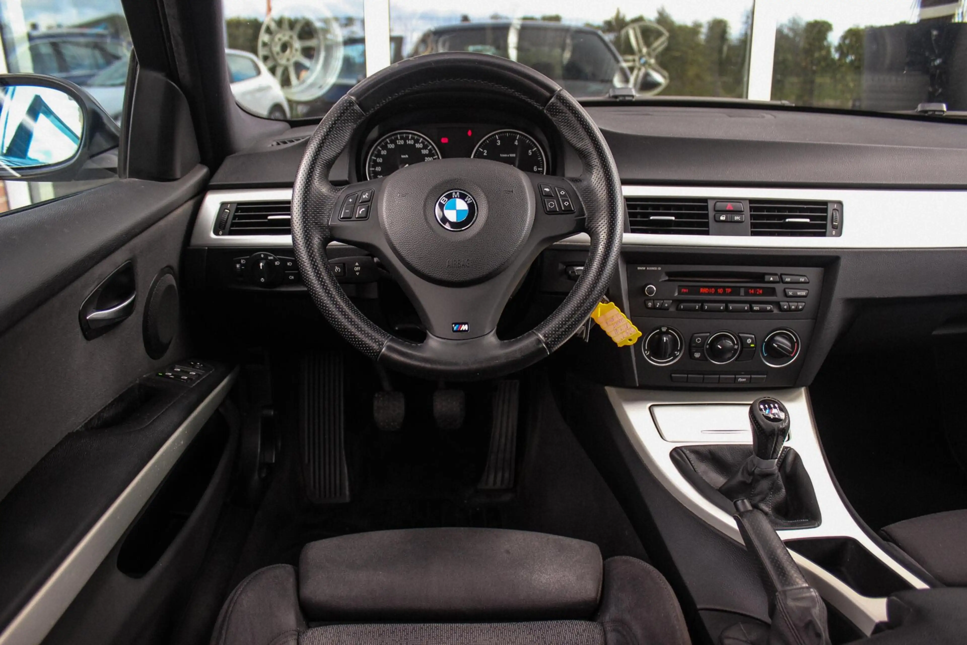 BMW 318 3-serie 318i Edition Exclusive | Origineel NL | 3e — photo 11