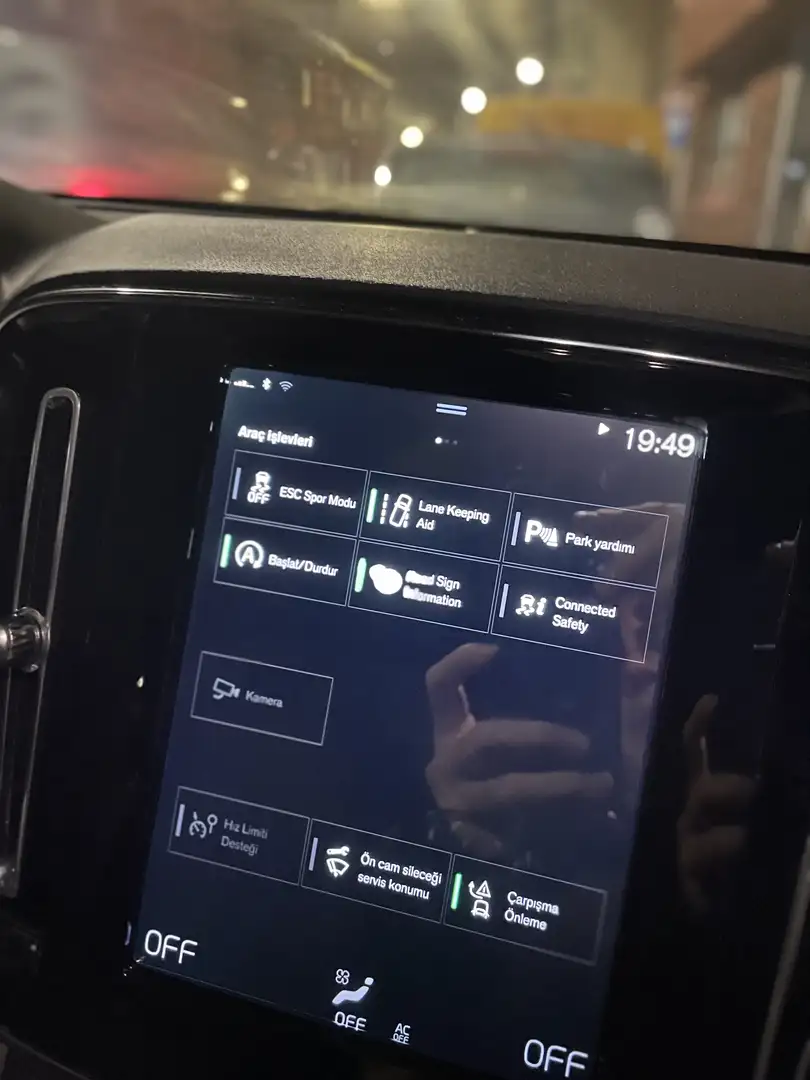 Volvo XC40 T2 Geartronic Momentum Pro(nog Garantie bij Volvo) - 2