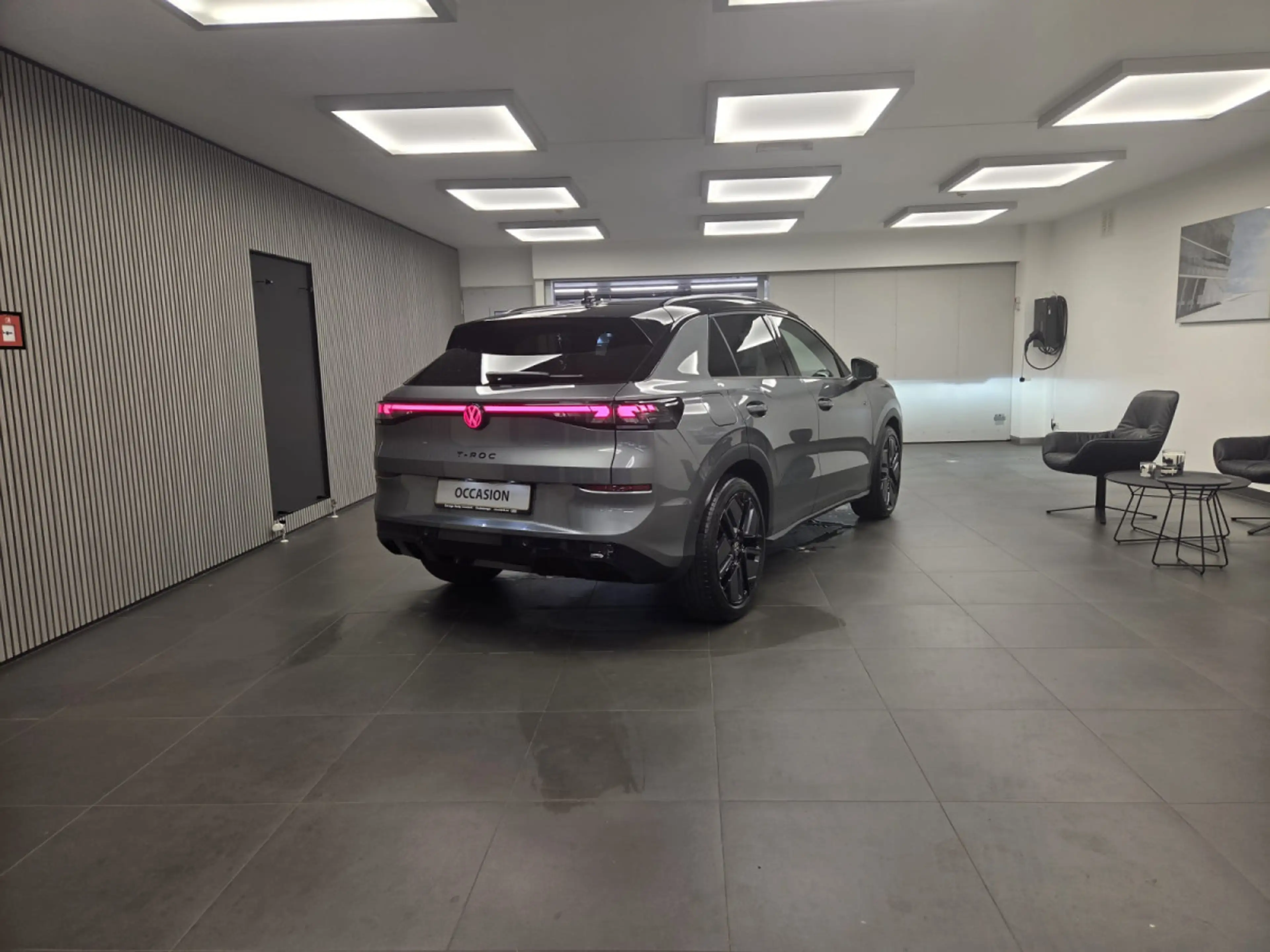 Volkswagen T-Roc TSI R-Line 150 CV / 110 KW DSG — photo 8