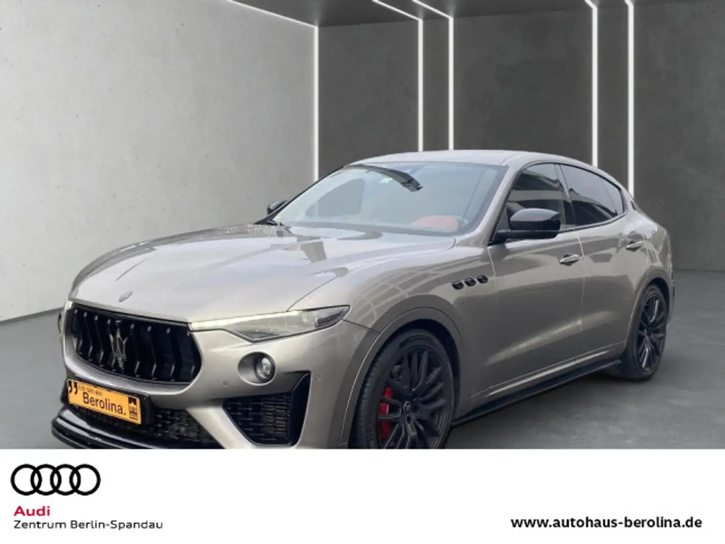 Maserati Levante 3.0 Gran Lusso SQ4 Aut. *MATRIX*PANO* Grau - 1