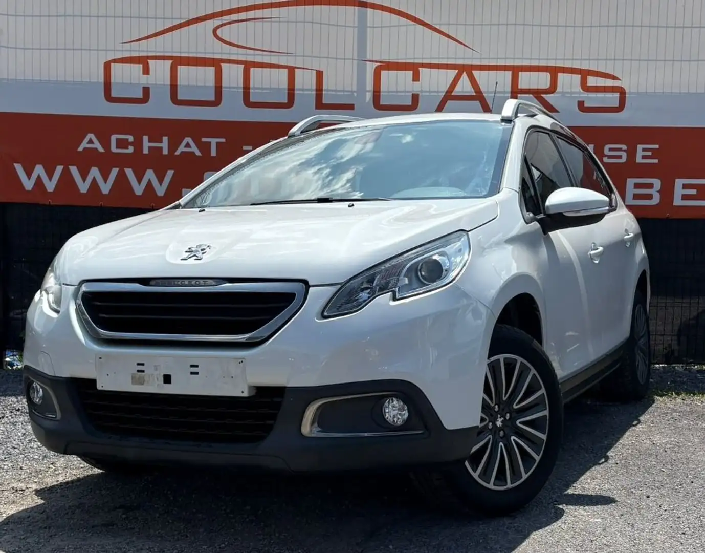 Peugeot 2008 1.2i Allure -GARANTIE 1AN-GPS-CLIM-PARKING SENSOR- Blanc - 1