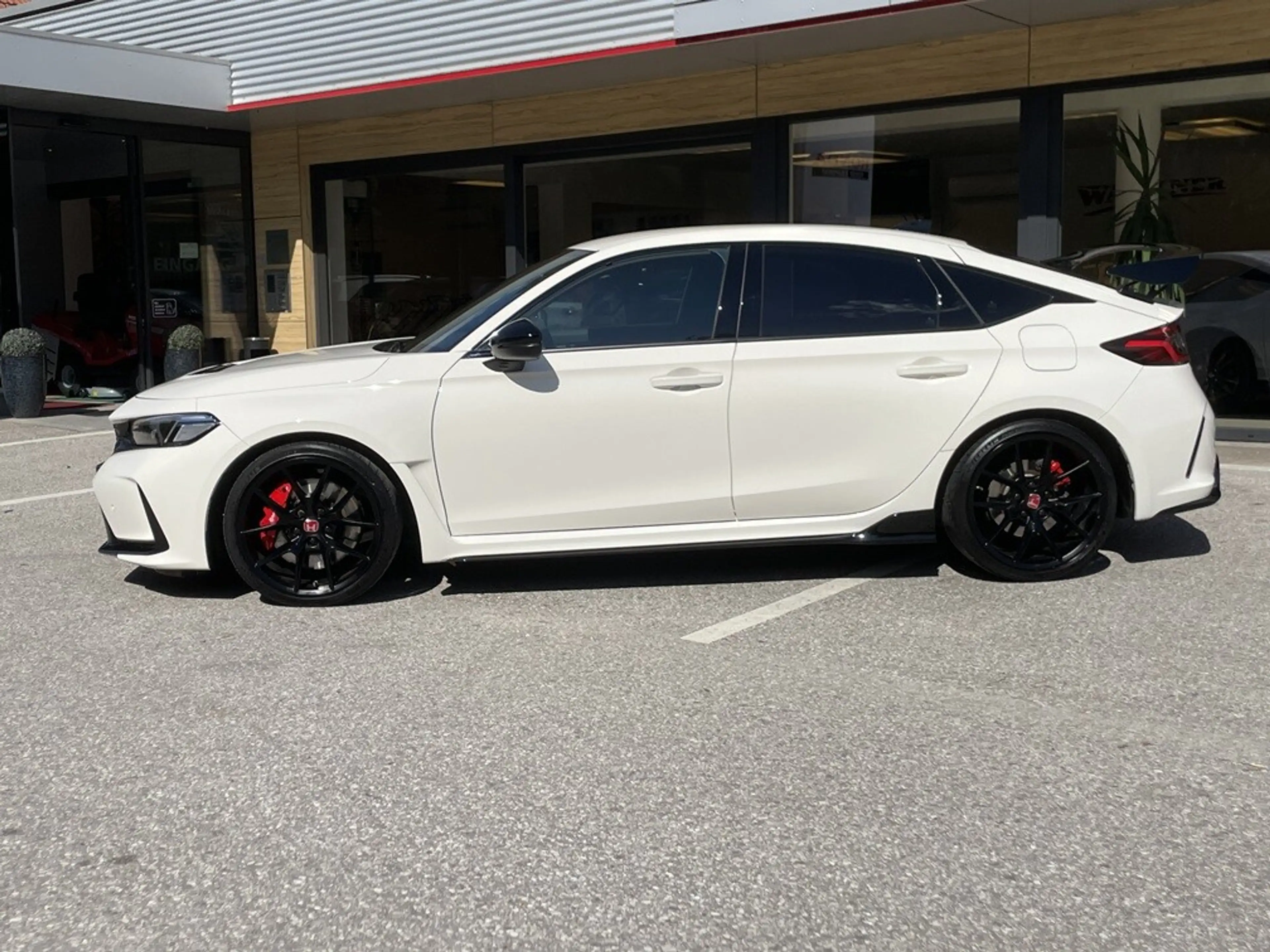 Honda Civic 2,0 VTEC Turbo Type R — photo 2