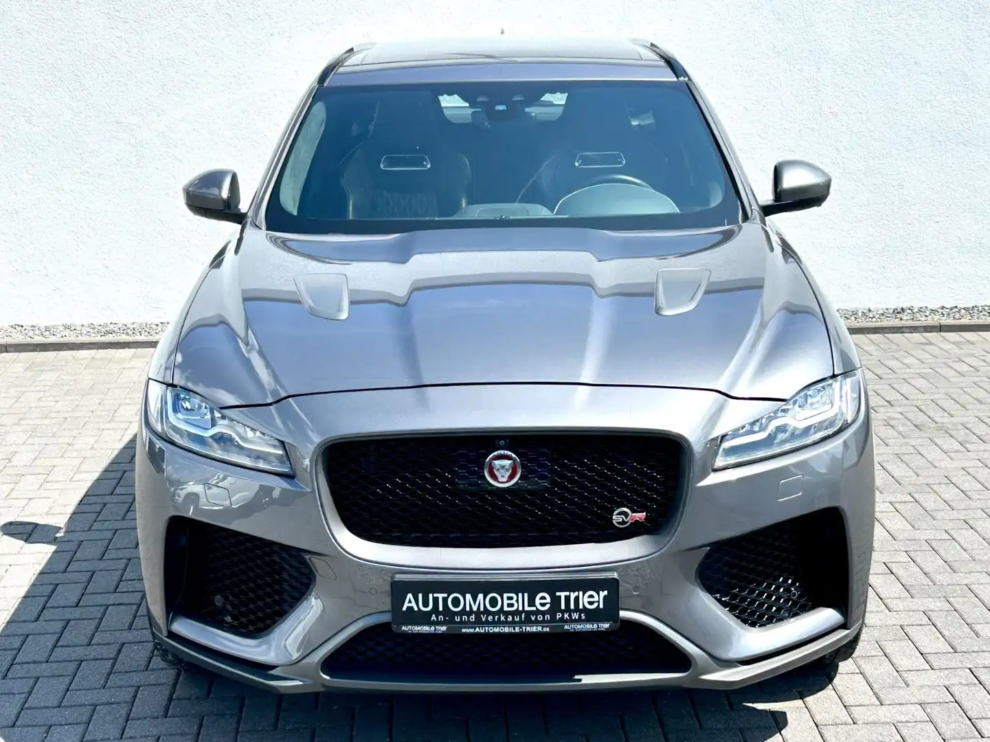 Jaguar F-Pace SVR 5.0 V8 AWD /LED/PANO/360CAM/ - 2
