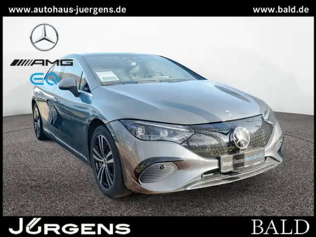Mercedes-Benz EQE 300 Pano/Burm/360/Sitzklima/Distr/Memo/19'
