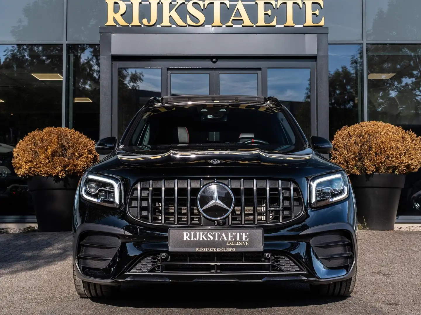 Mercedes-Benz GLB 35 AMG 4MATIC Premium 7p.|PANO|BURMESTER|360° Noir - 2