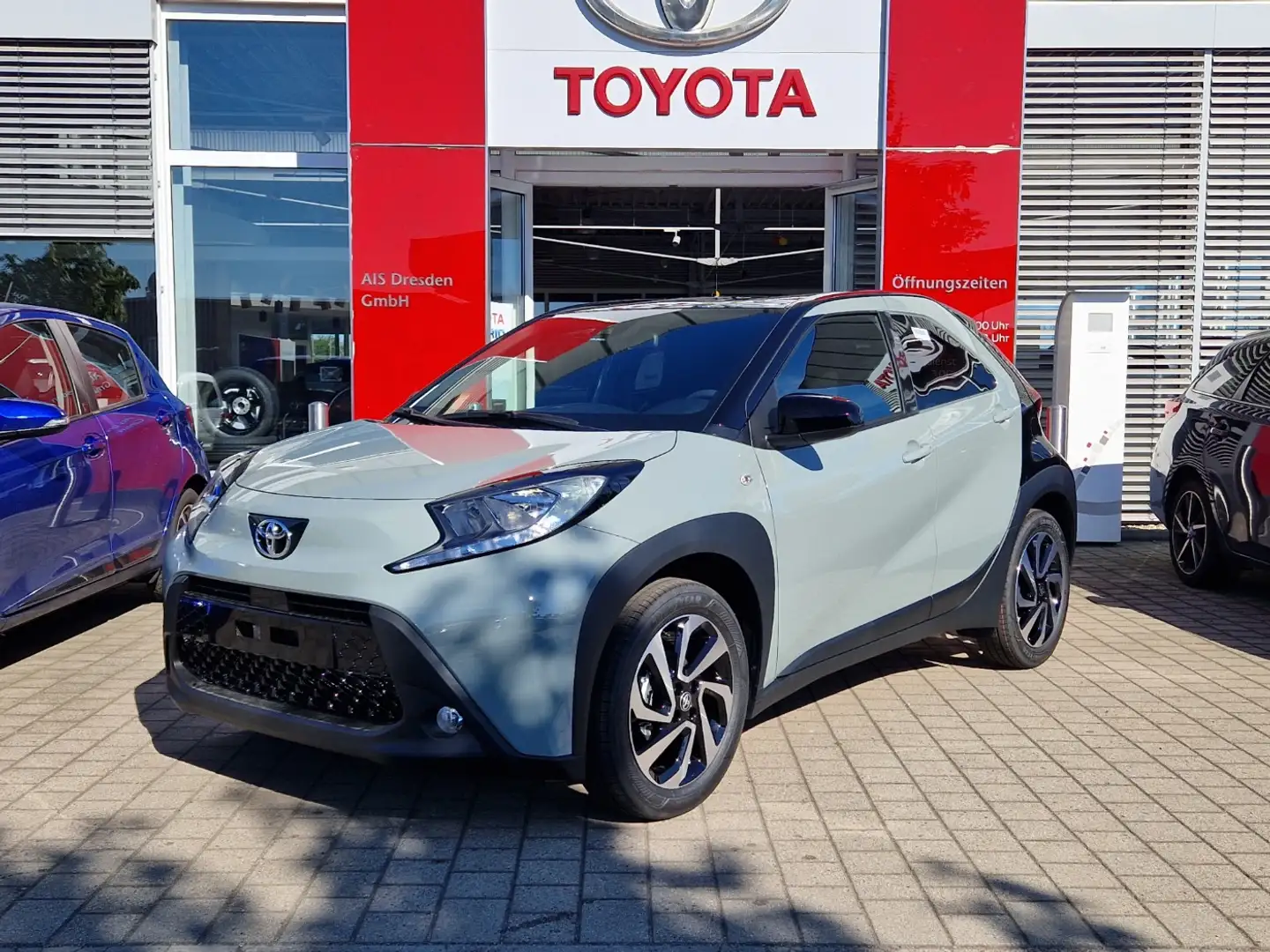 Toyota Aygo X 1,0l Team D CVT Negro - 1