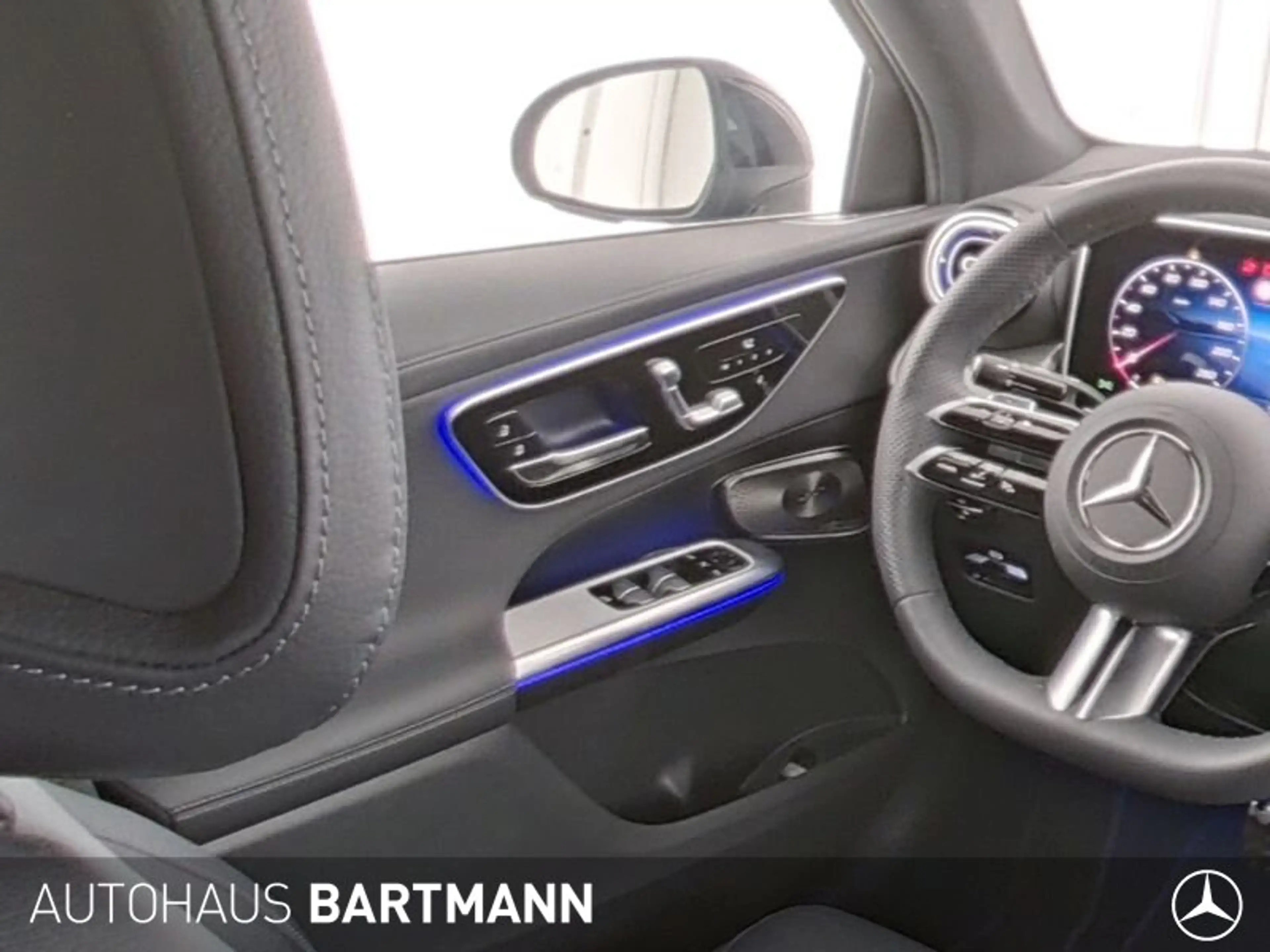 Mercedes-Benz GLC 300 GLC 300 d 4MATIC Coupé AMG Line Exterieur/Navi — photo 9